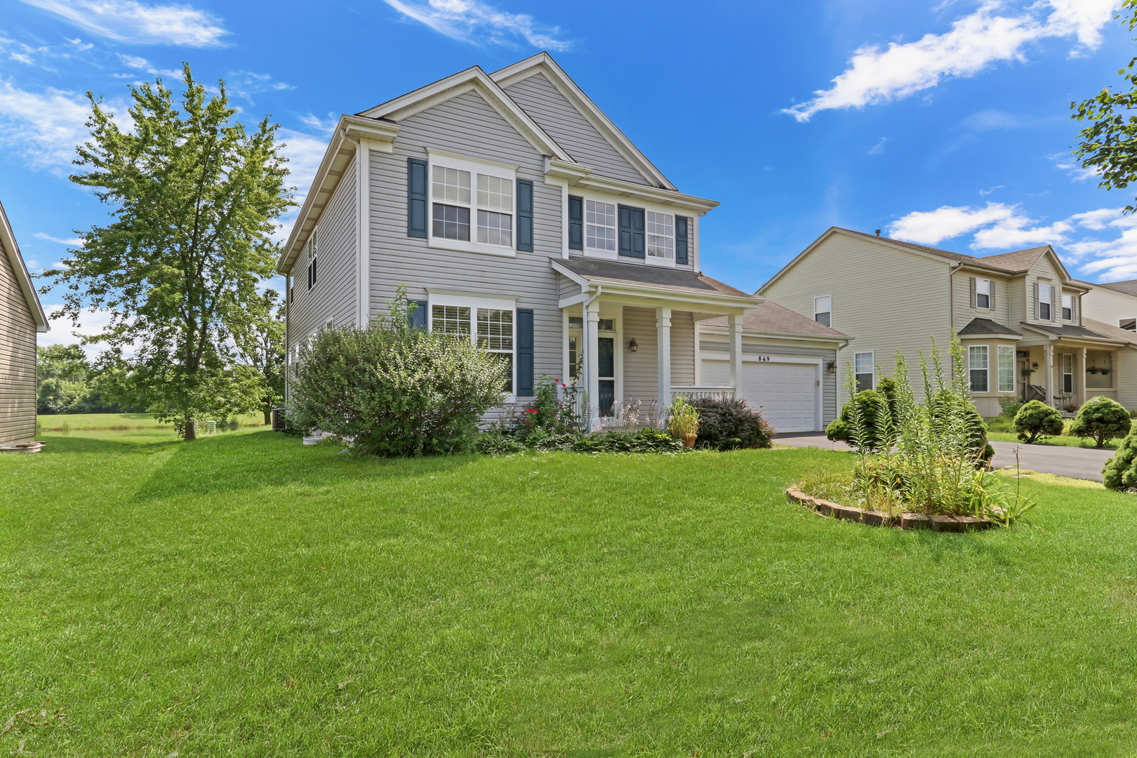 849 Bellflower Lane, Bolingbrook, IL 60440