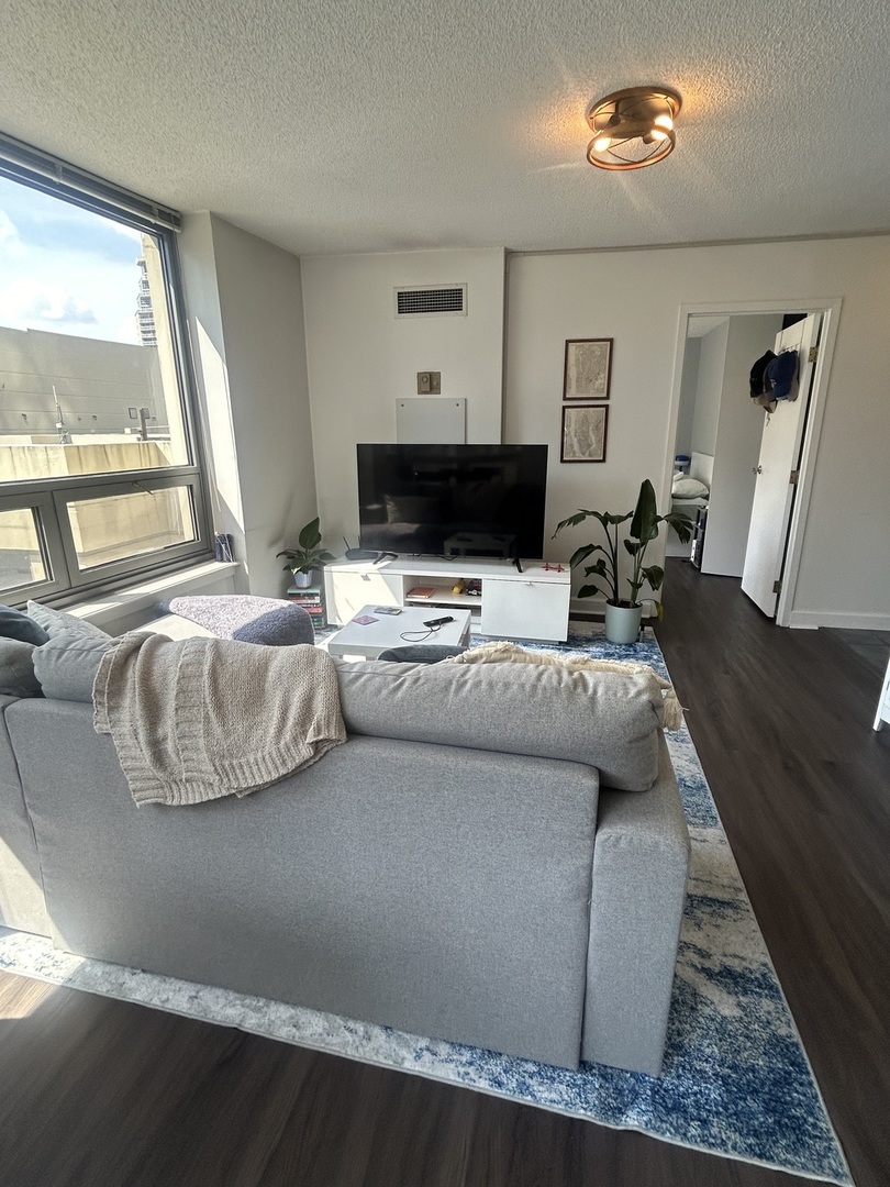 440 N Wabash Avenue #1803, Chicago, IL 60611