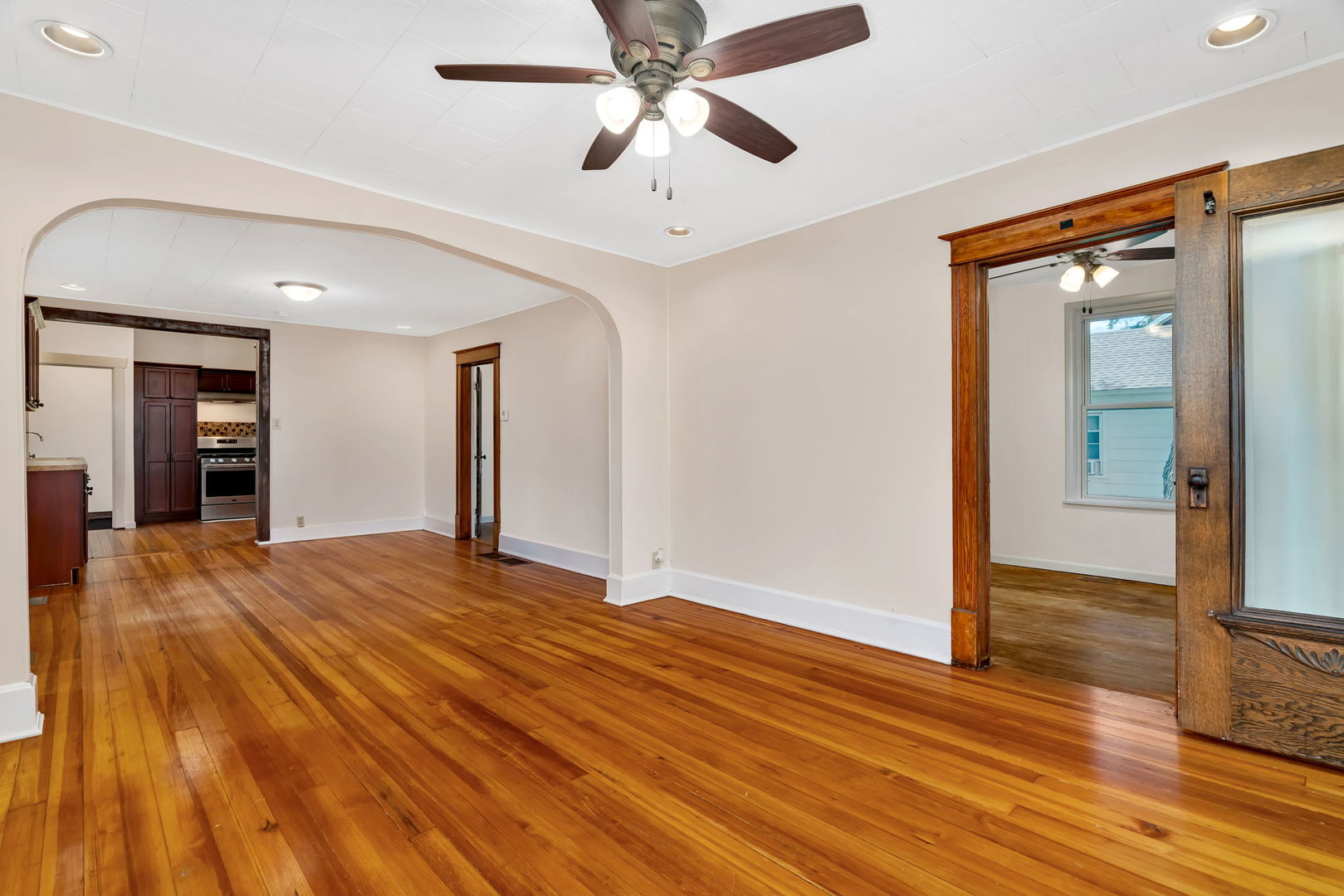 185 E Division Street, Coal City, IL 60416