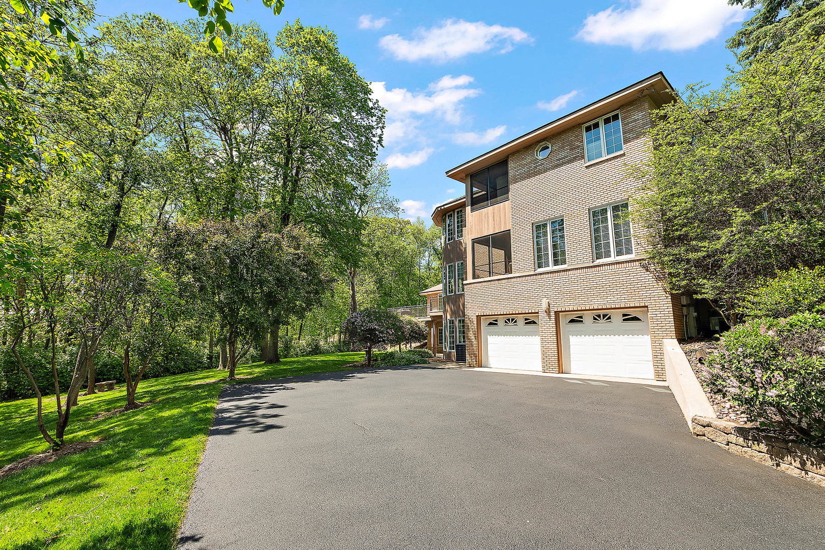 621 Chatfield Road, New Lenox, IL 60451