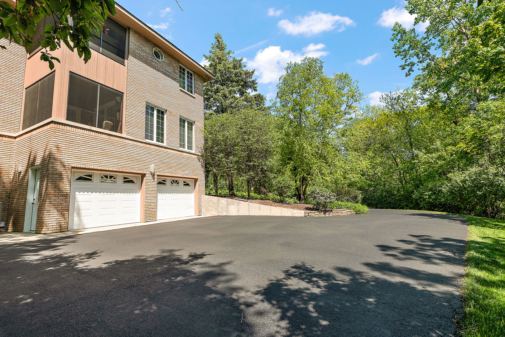 621 Chatfield Road, New Lenox, IL 60451