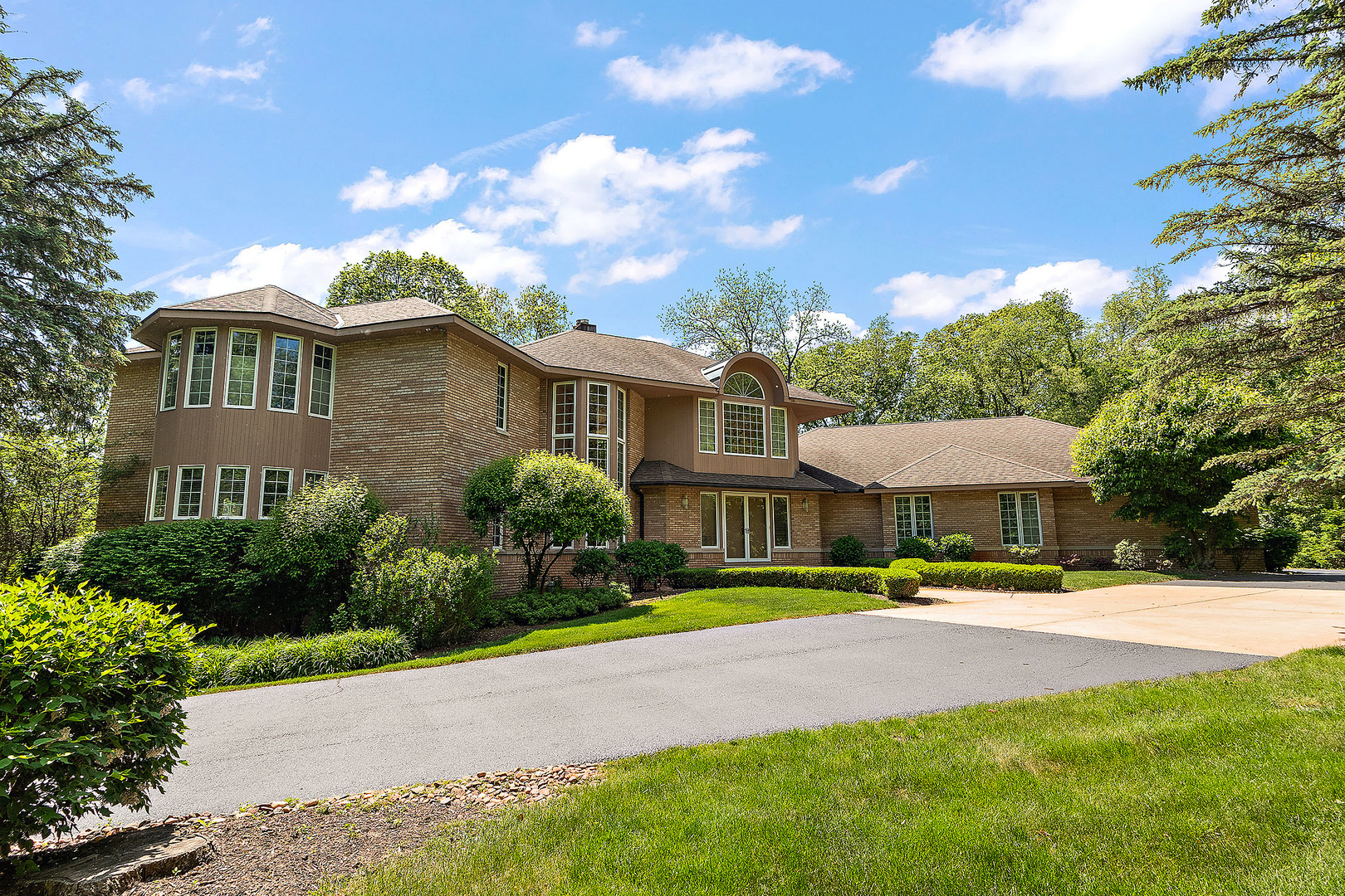 621 Chatfield Road, New Lenox, IL 60451