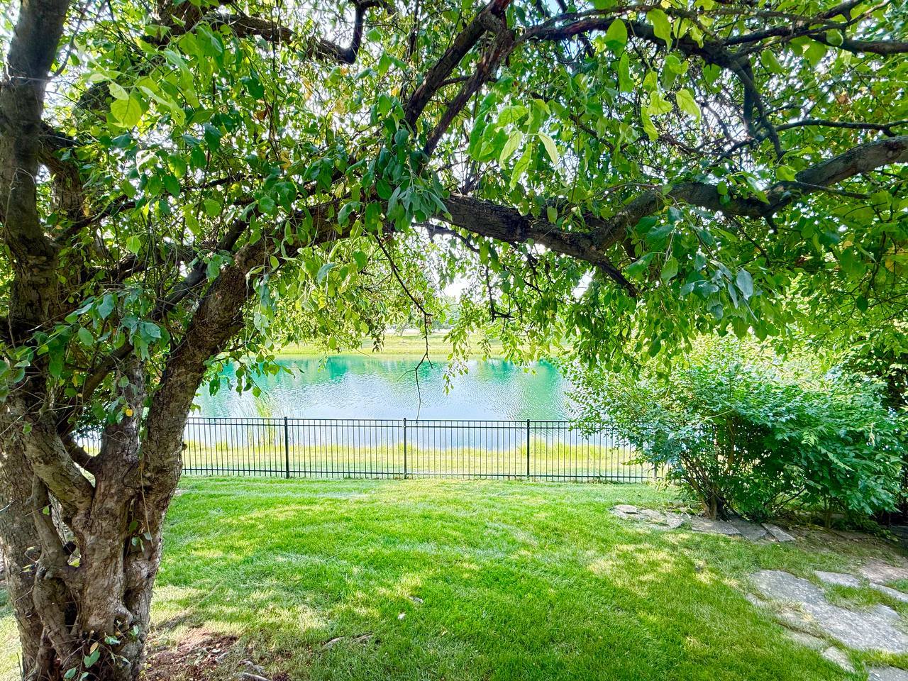 1303 Flowerfield Court, Naperville, IL 60565