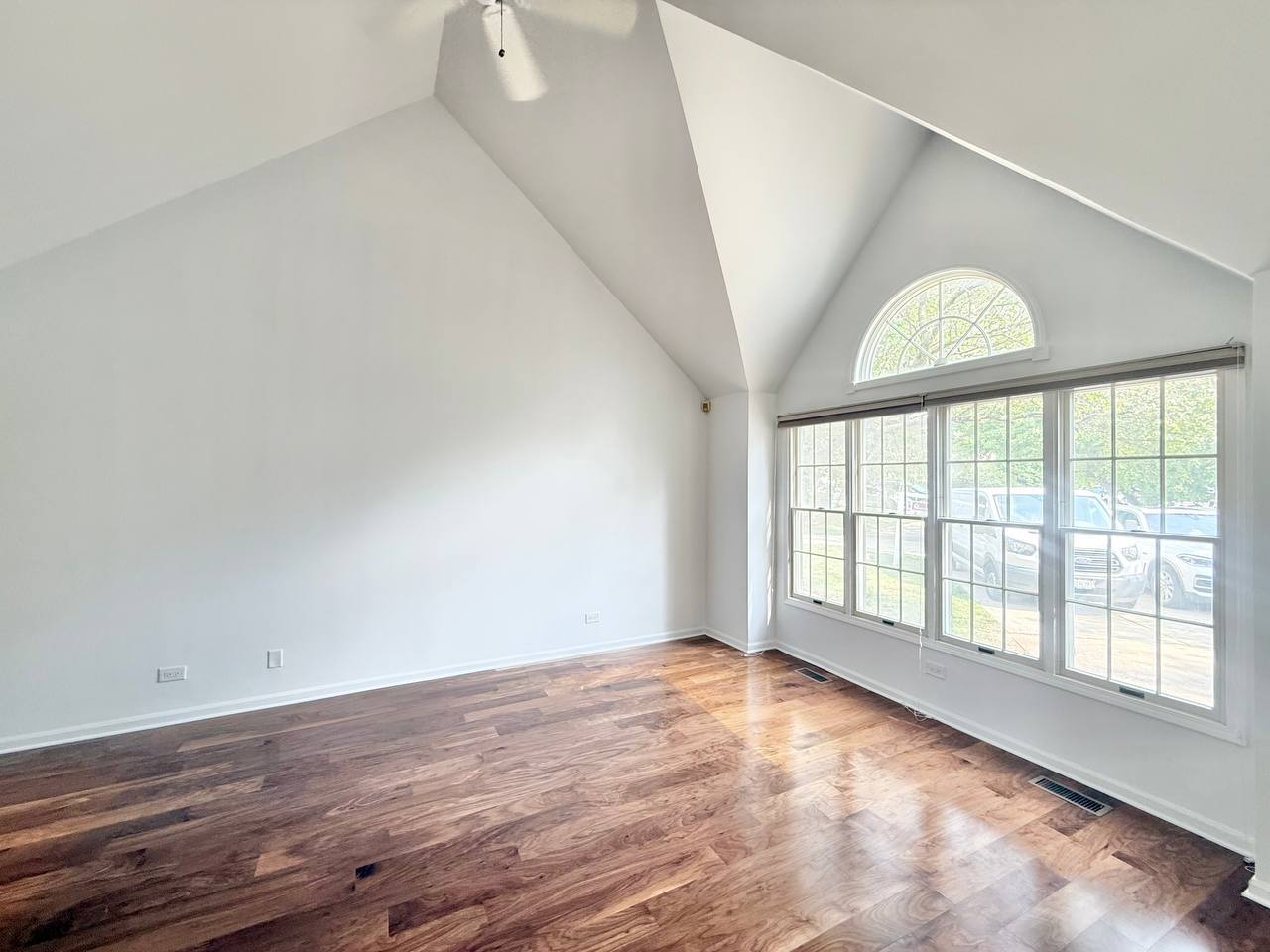 1303 Flowerfield Court, Naperville, IL 60565