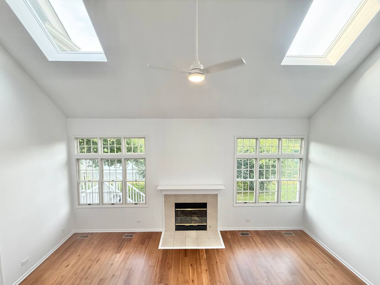 1303 Flowerfield Court, Naperville, IL 60565