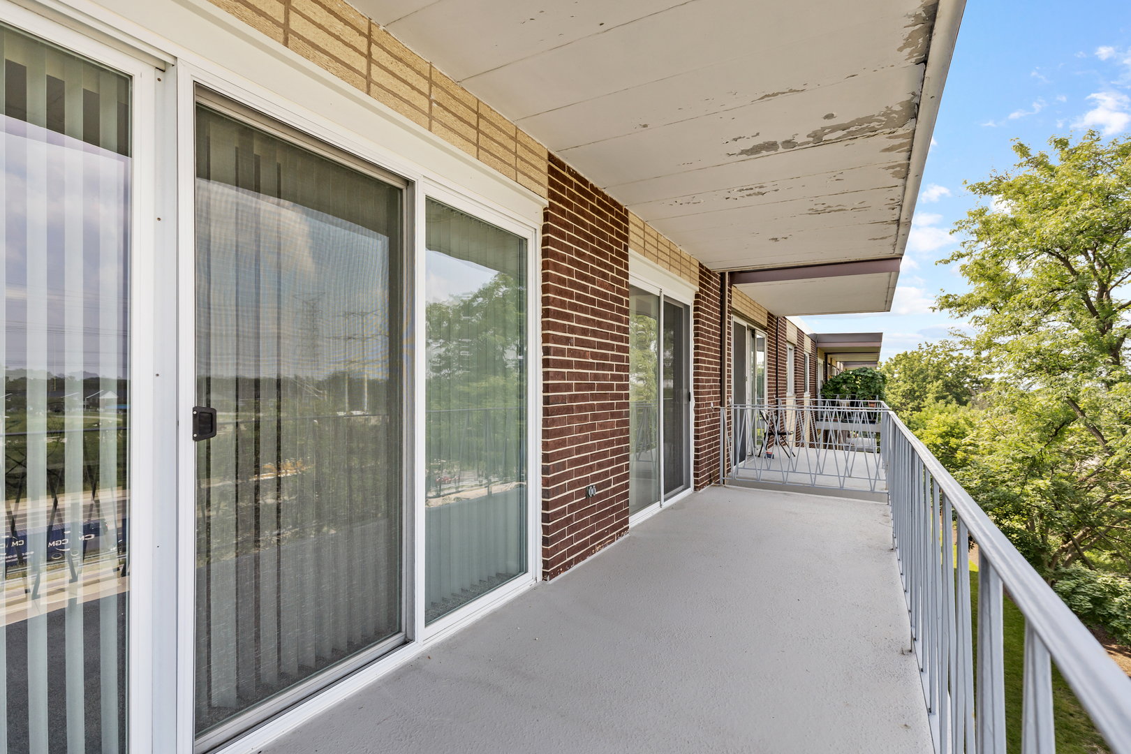 2900 Maple Avenue #17E, Downers Grove, IL 60515