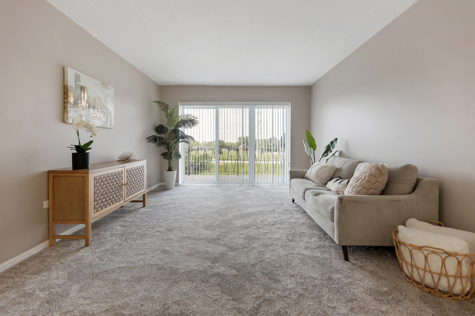 2900 Maple Avenue #17E, Downers Grove, IL 60515
