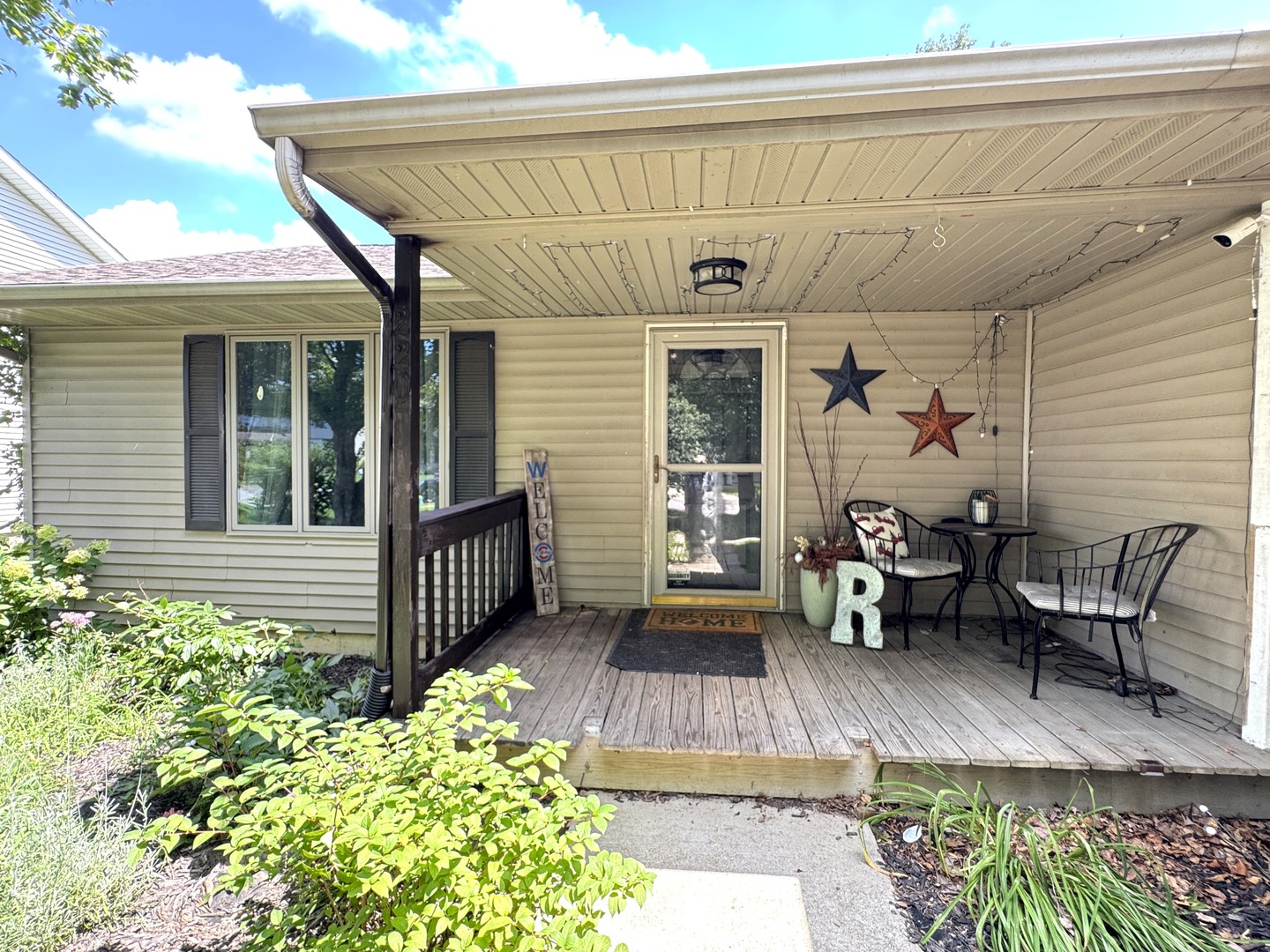220 S Hossack Street, Seneca, IL 61360