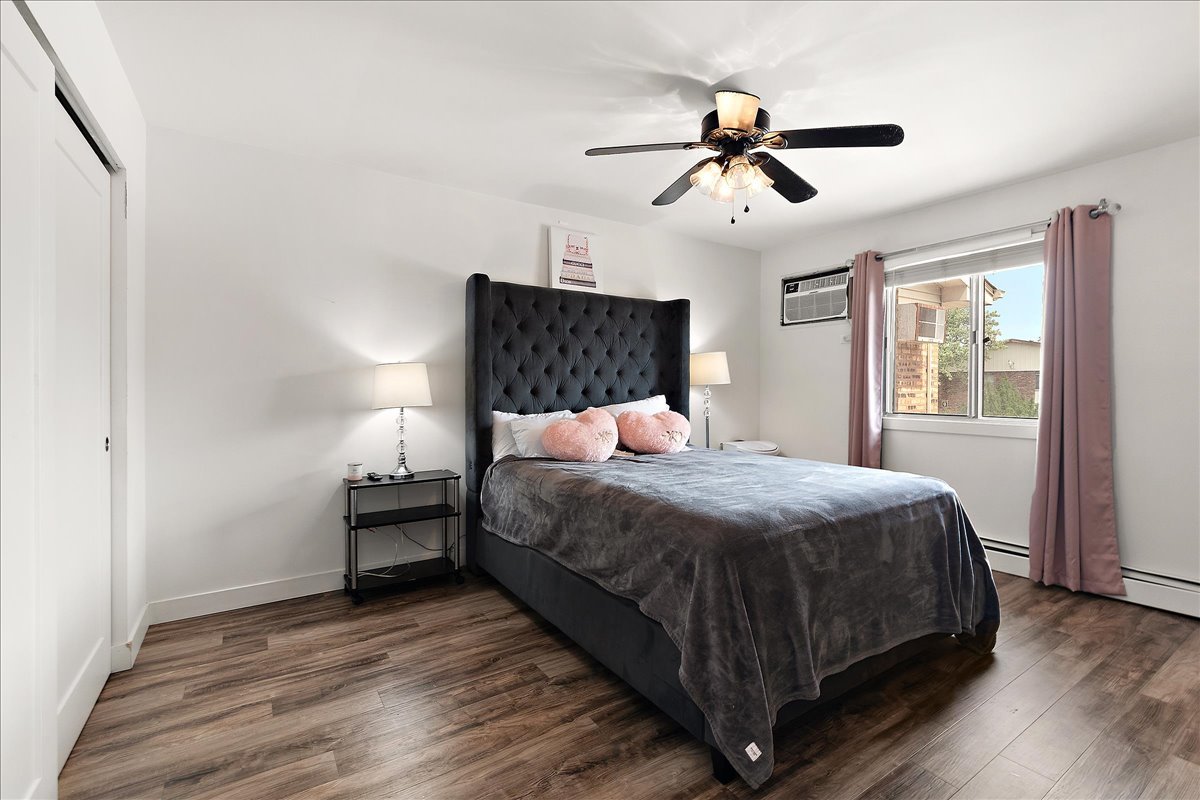 14004 Waterbury Drive #1106, Crestwood, IL 60418