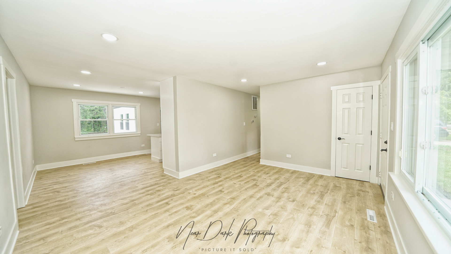 312 Cherry Valley Road, Vernon Hills, IL 60061