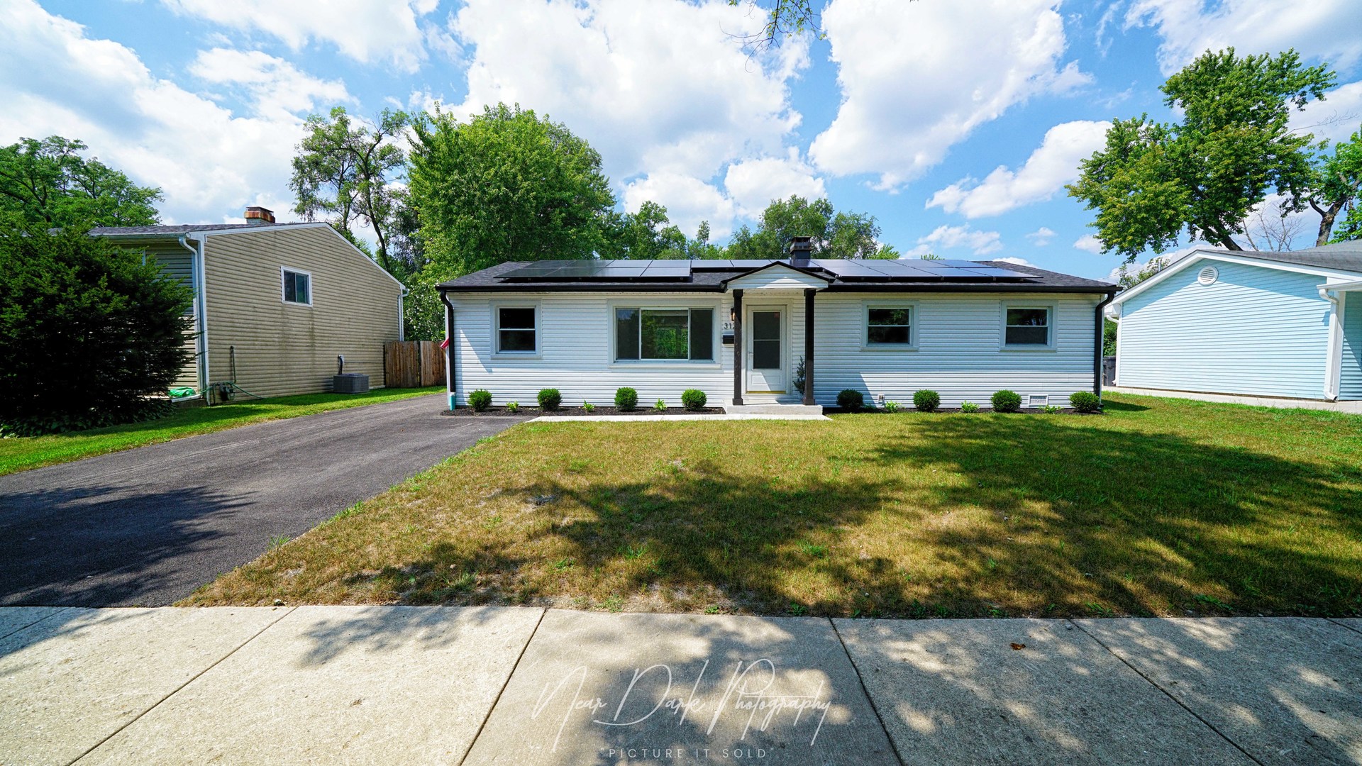 312 Cherry Valley Road, Vernon Hills, IL 60061