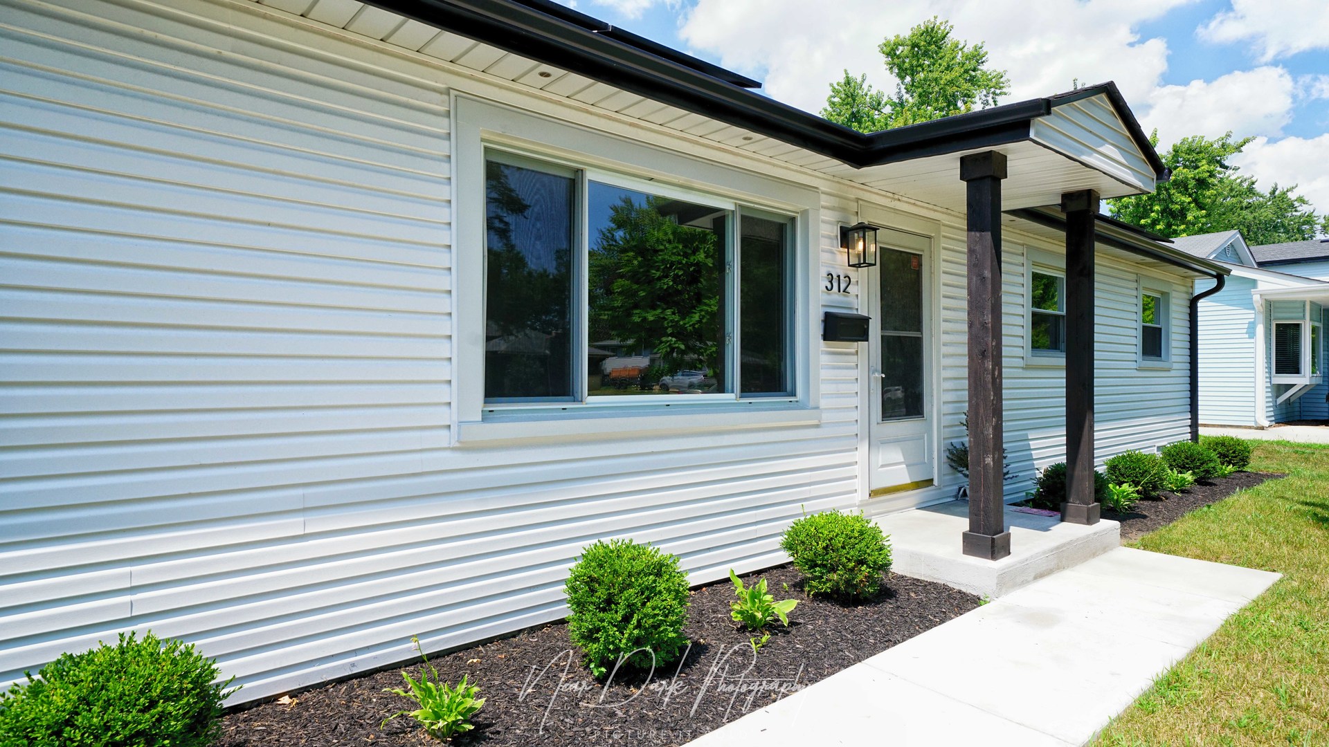312 Cherry Valley Road, Vernon Hills, IL 60061