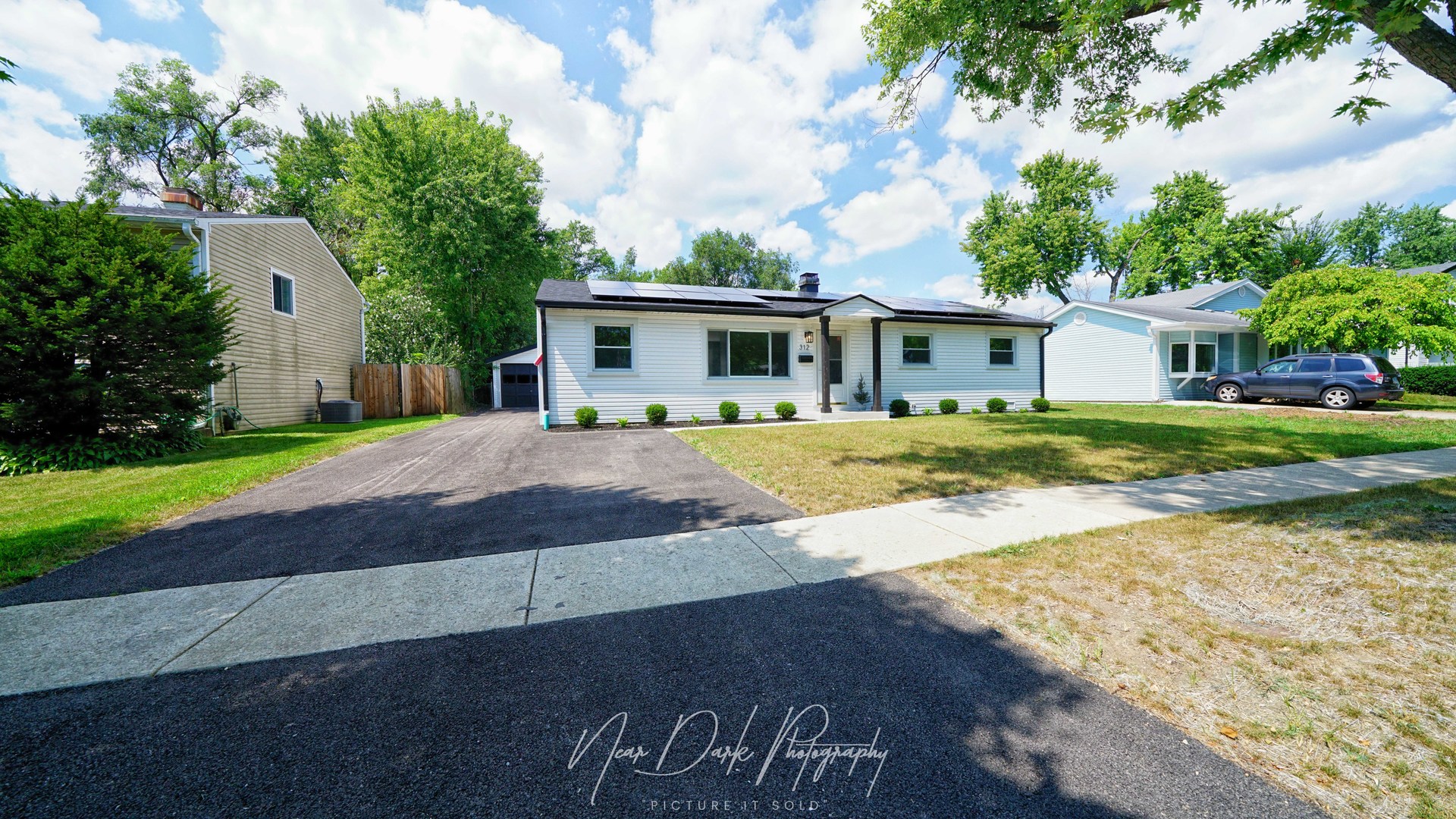 312 Cherry Valley Road, Vernon Hills, IL 60061