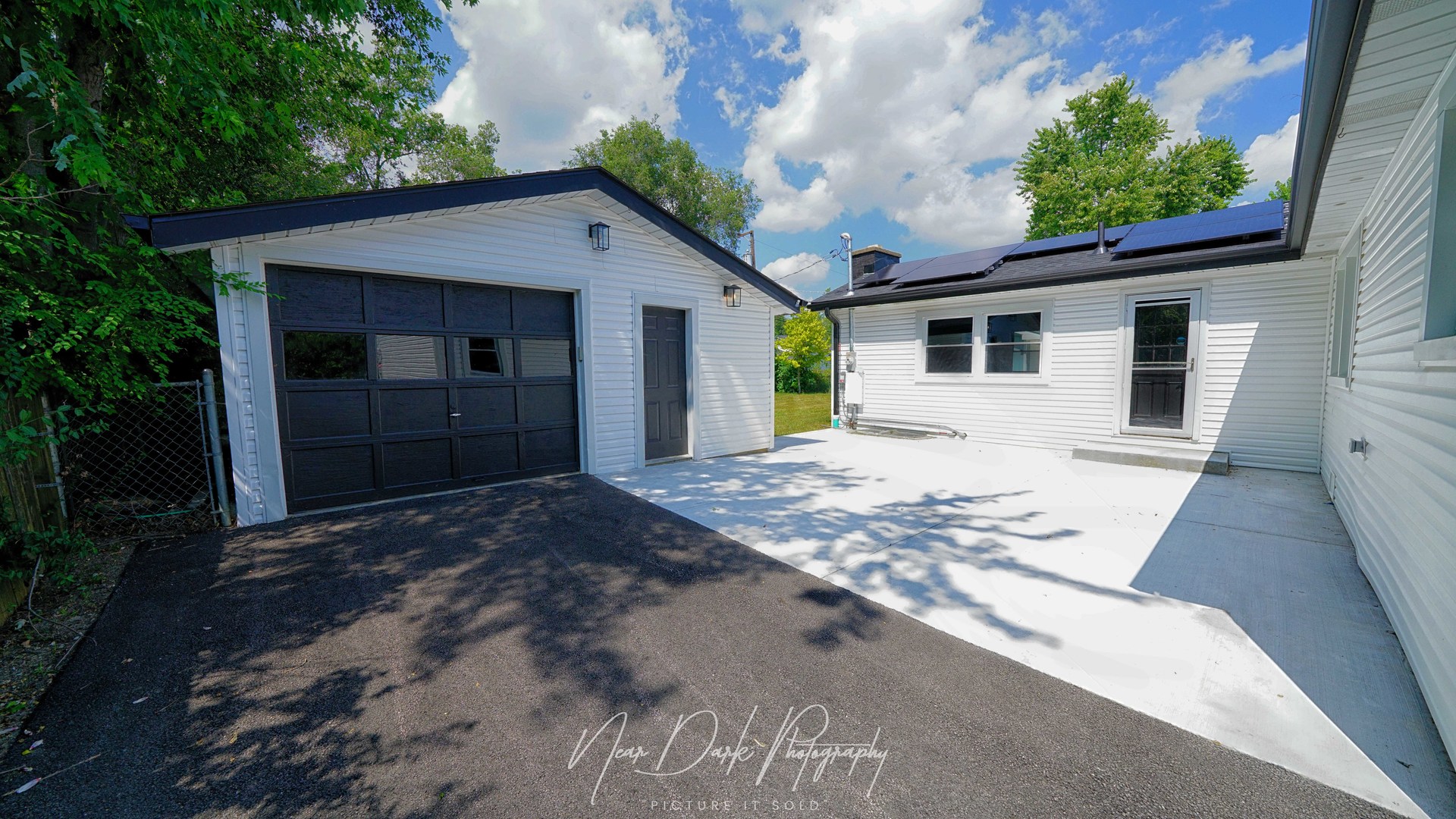 312 Cherry Valley Road, Vernon Hills, IL 60061