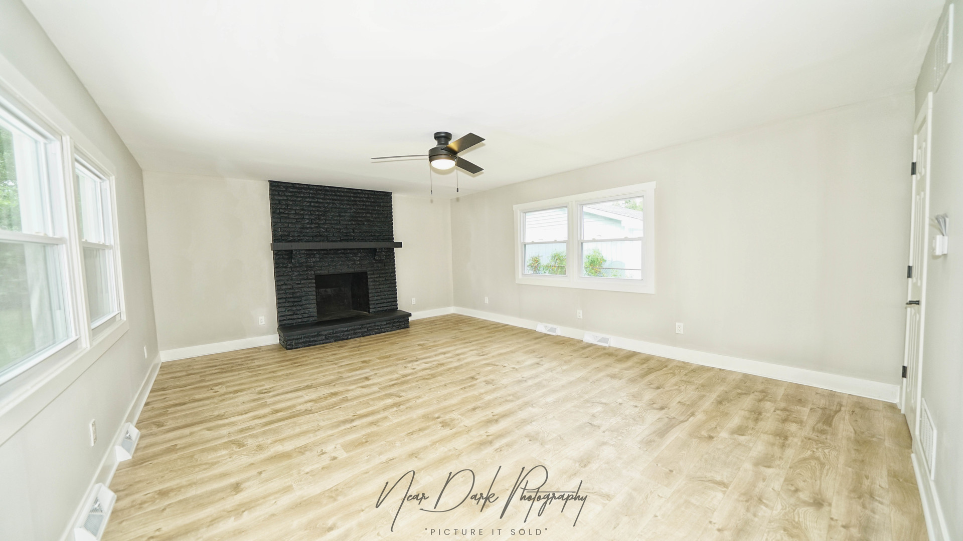 312 Cherry Valley Road, Vernon Hills, IL 60061