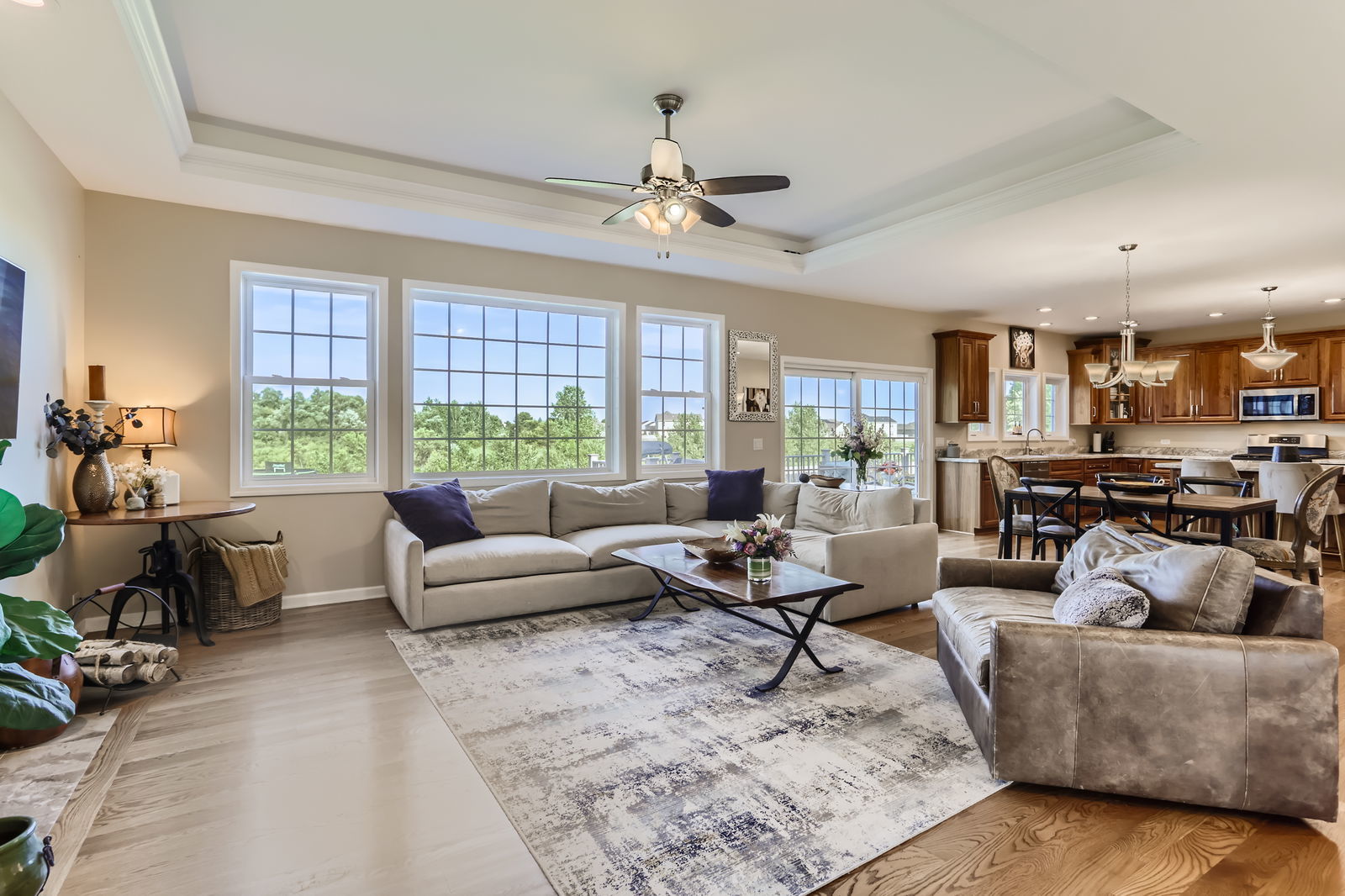 112 Farmstead Court, McHenry, IL 60050