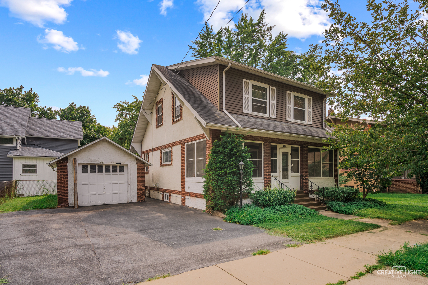 421 Simms Street, Aurora, IL 60505