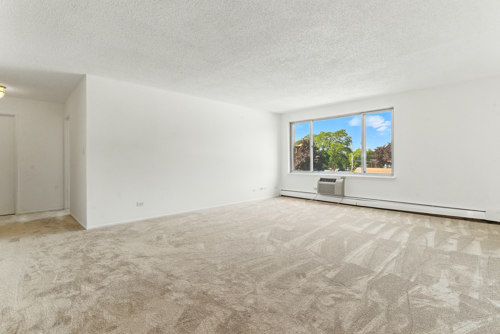 1207 S Old Wilke Road #303, Arlington Heights, IL 60005