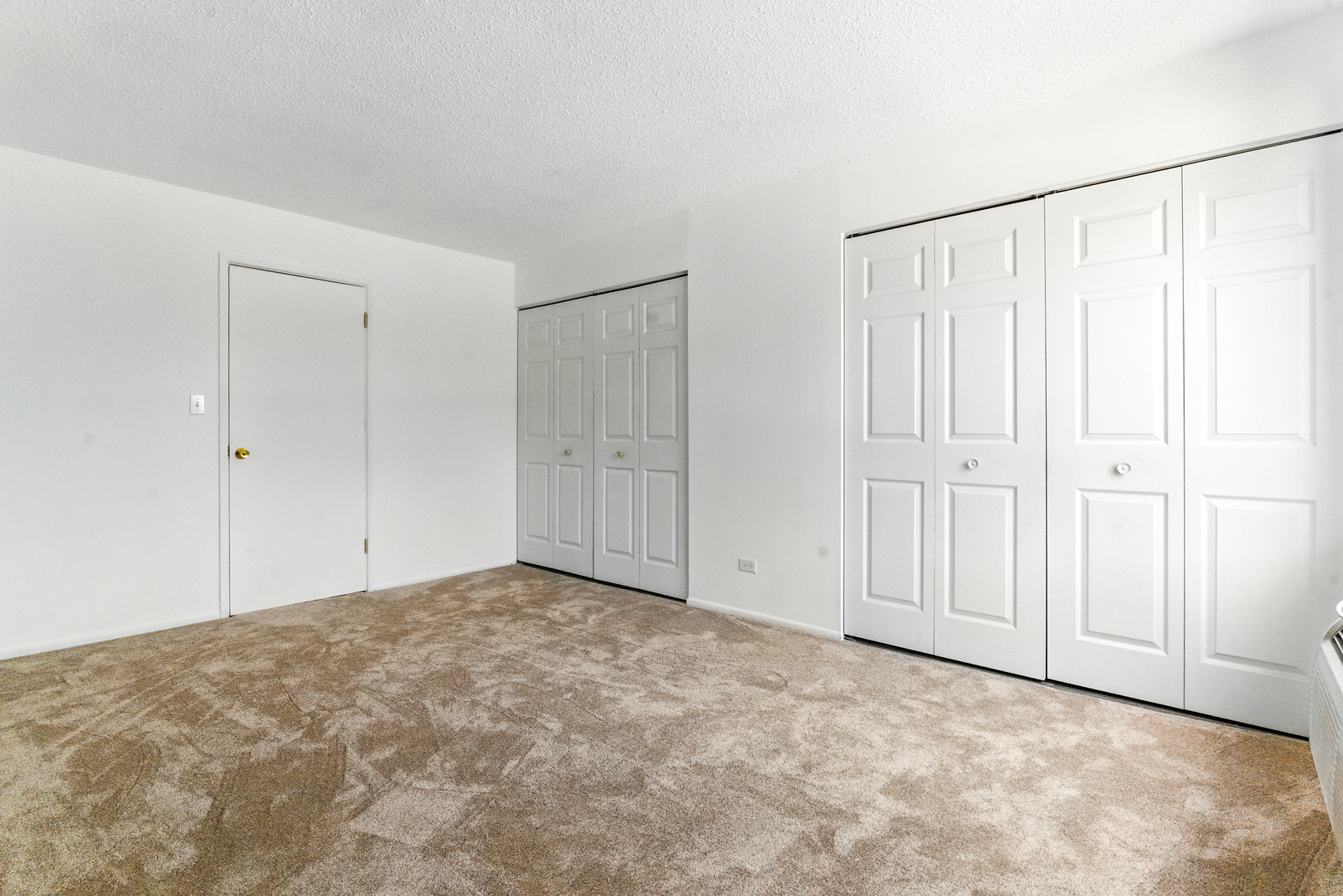 1207 S Old Wilke Road #303, Arlington Heights, IL 60005
