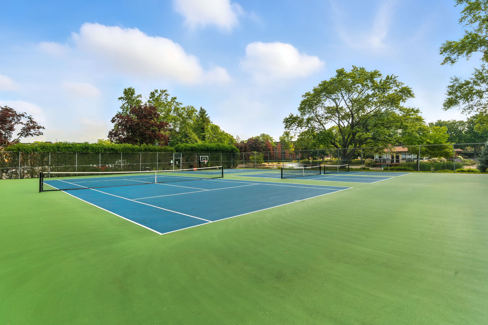 1207 S Old Wilke Road #303, Arlington Heights, IL 60005