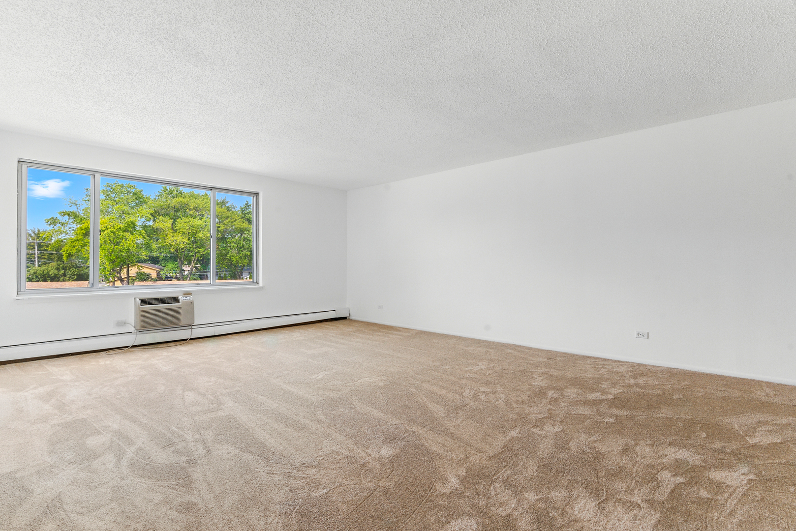 1207 S Old Wilke Road #303, Arlington Heights, IL 60005
