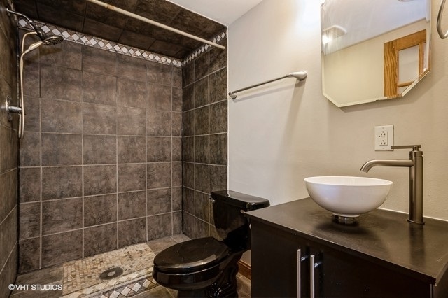 504 Brookview Drive, Farmer City, IL 61842