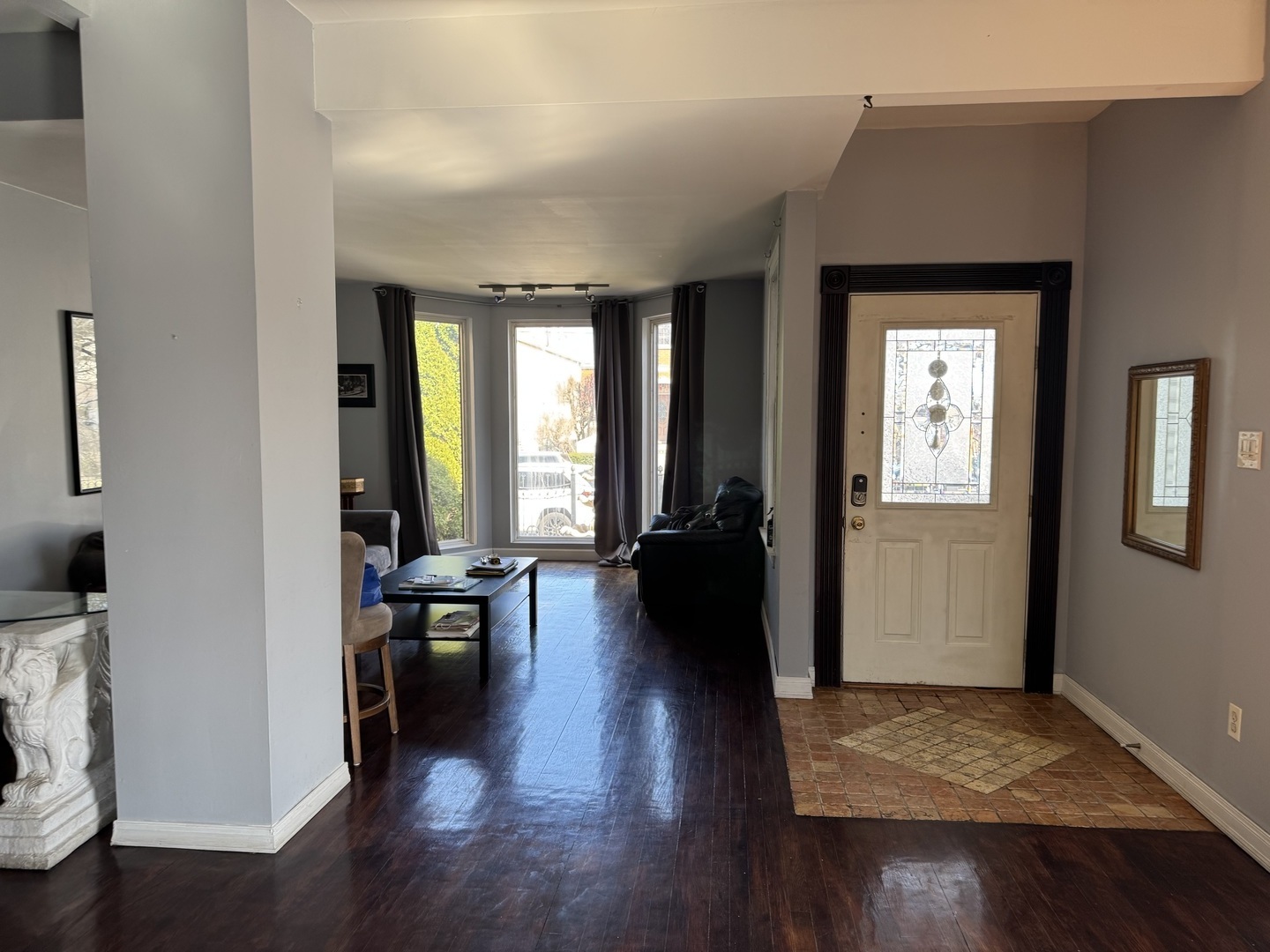 3908 N Bernard Street, Chicago, IL 60618