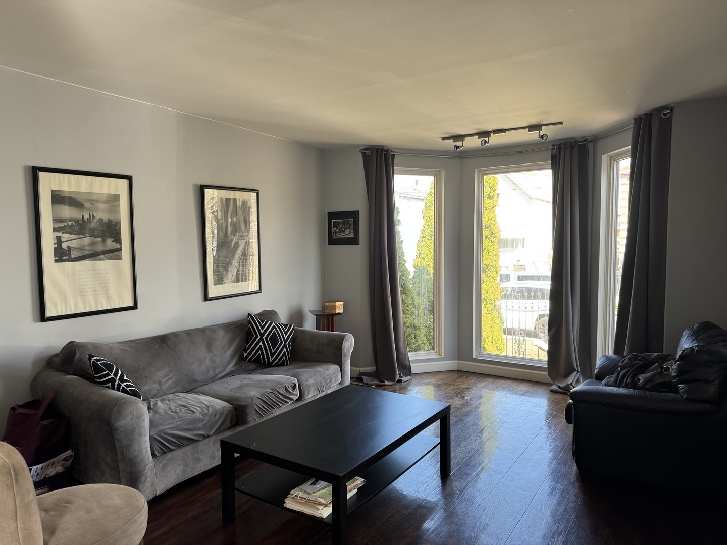 3908 N Bernard Street, Chicago, IL 60618