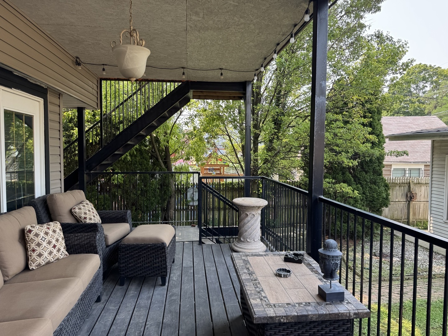 3908 N Bernard Street, Chicago, IL 60618