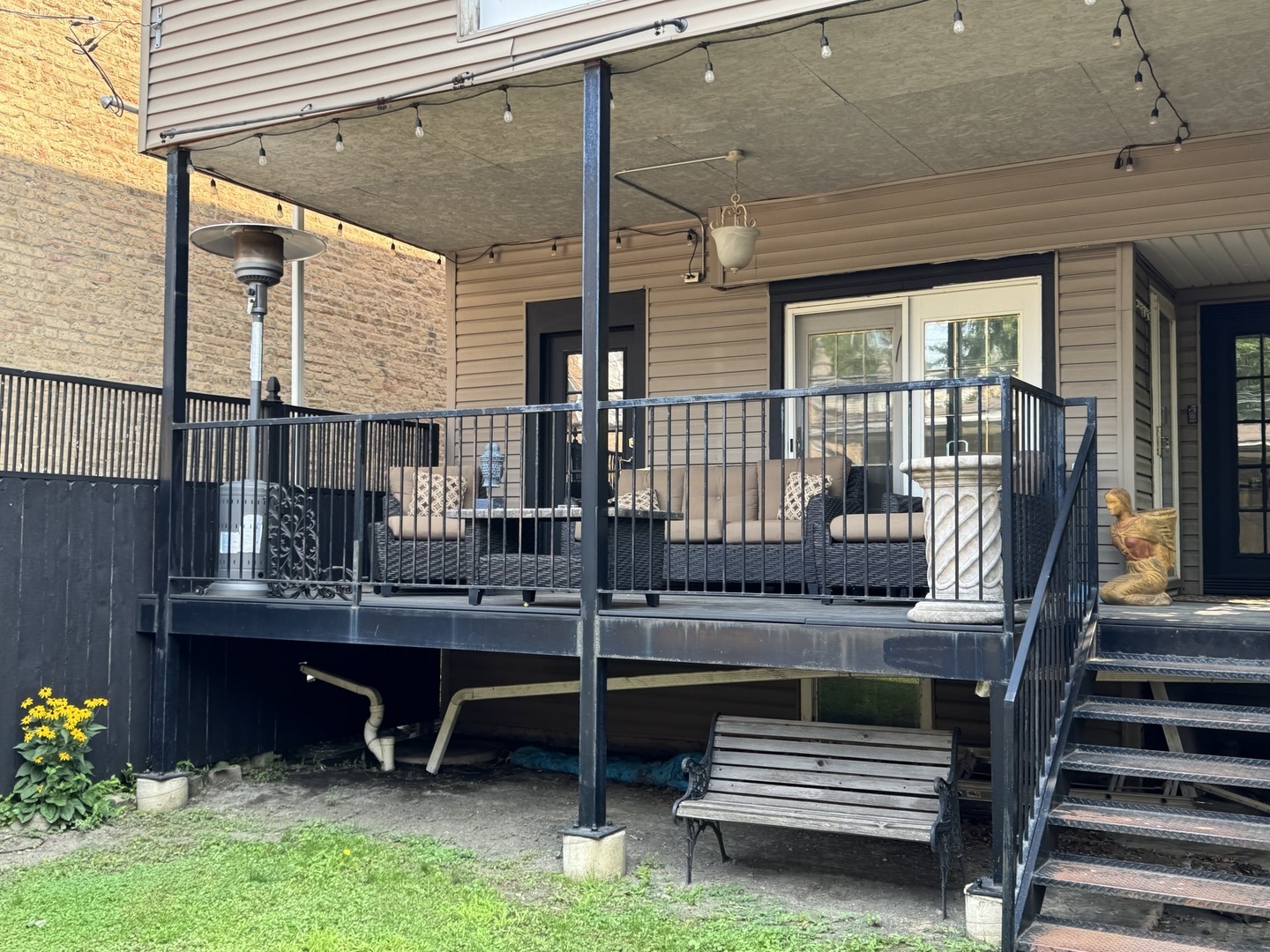 3908 N Bernard Street, Chicago, IL 60618