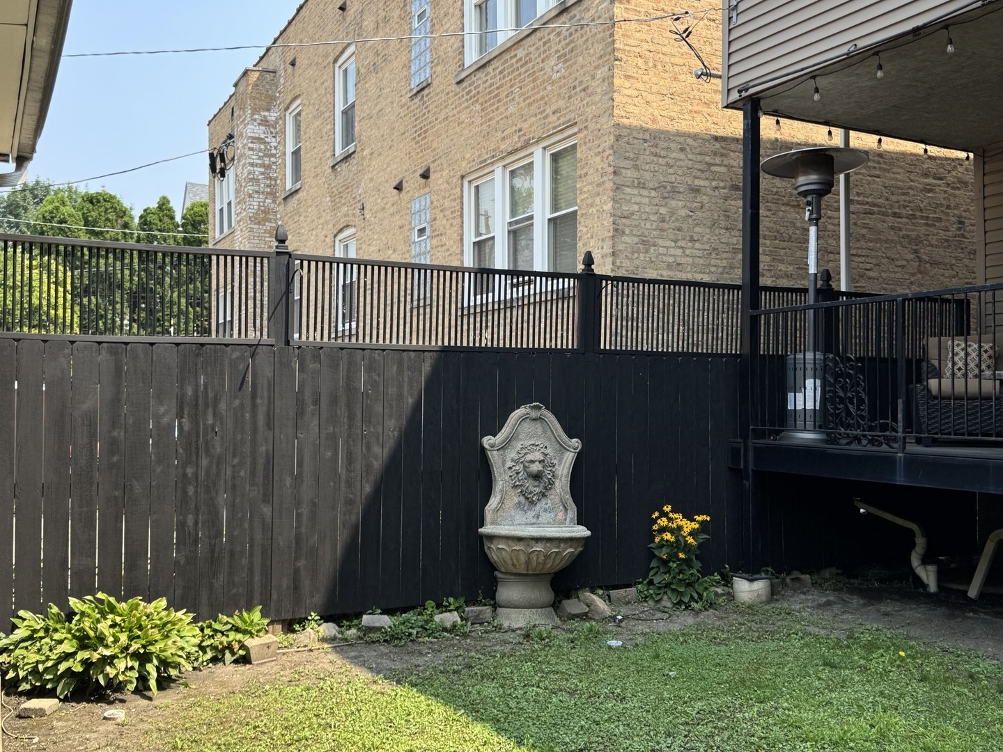 3908 N Bernard Street, Chicago, IL 60618