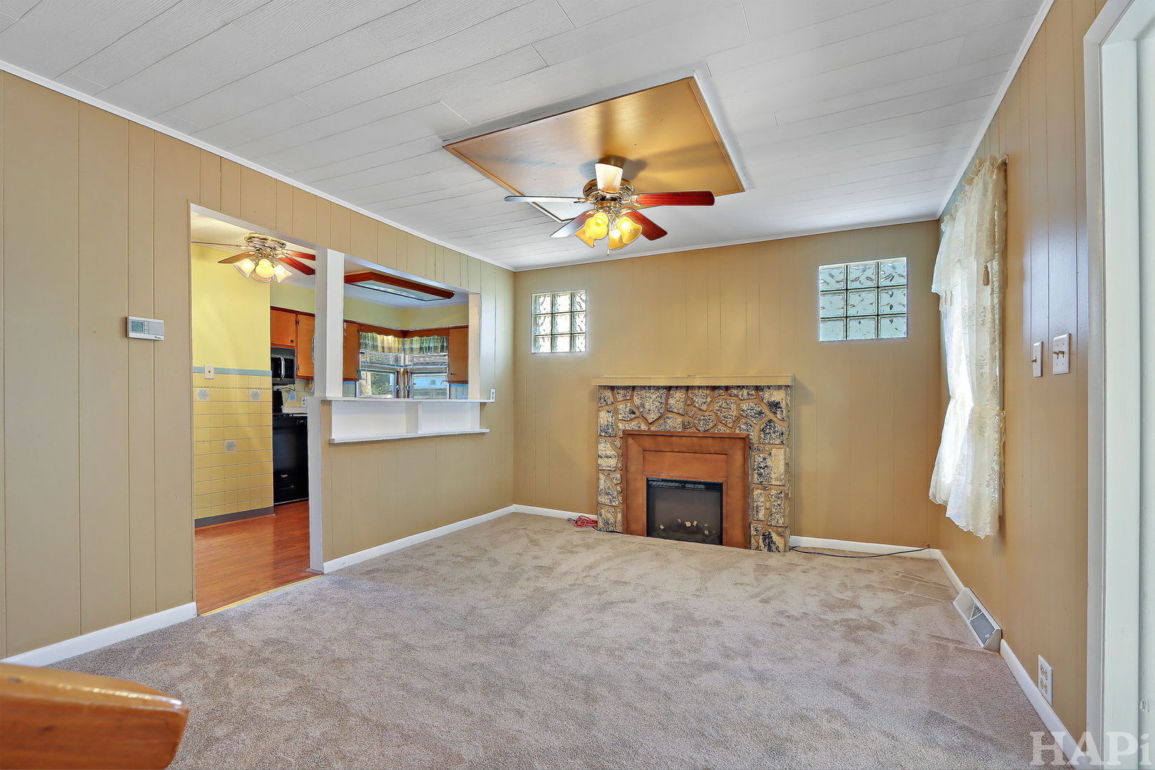 38410 N Lakeside Place, Antioch, IL 60002