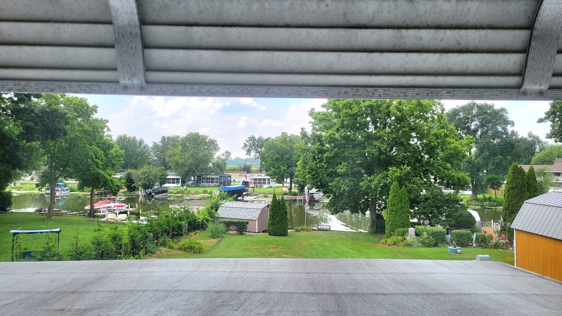 38410 N Lakeside Place, Antioch, IL 60002