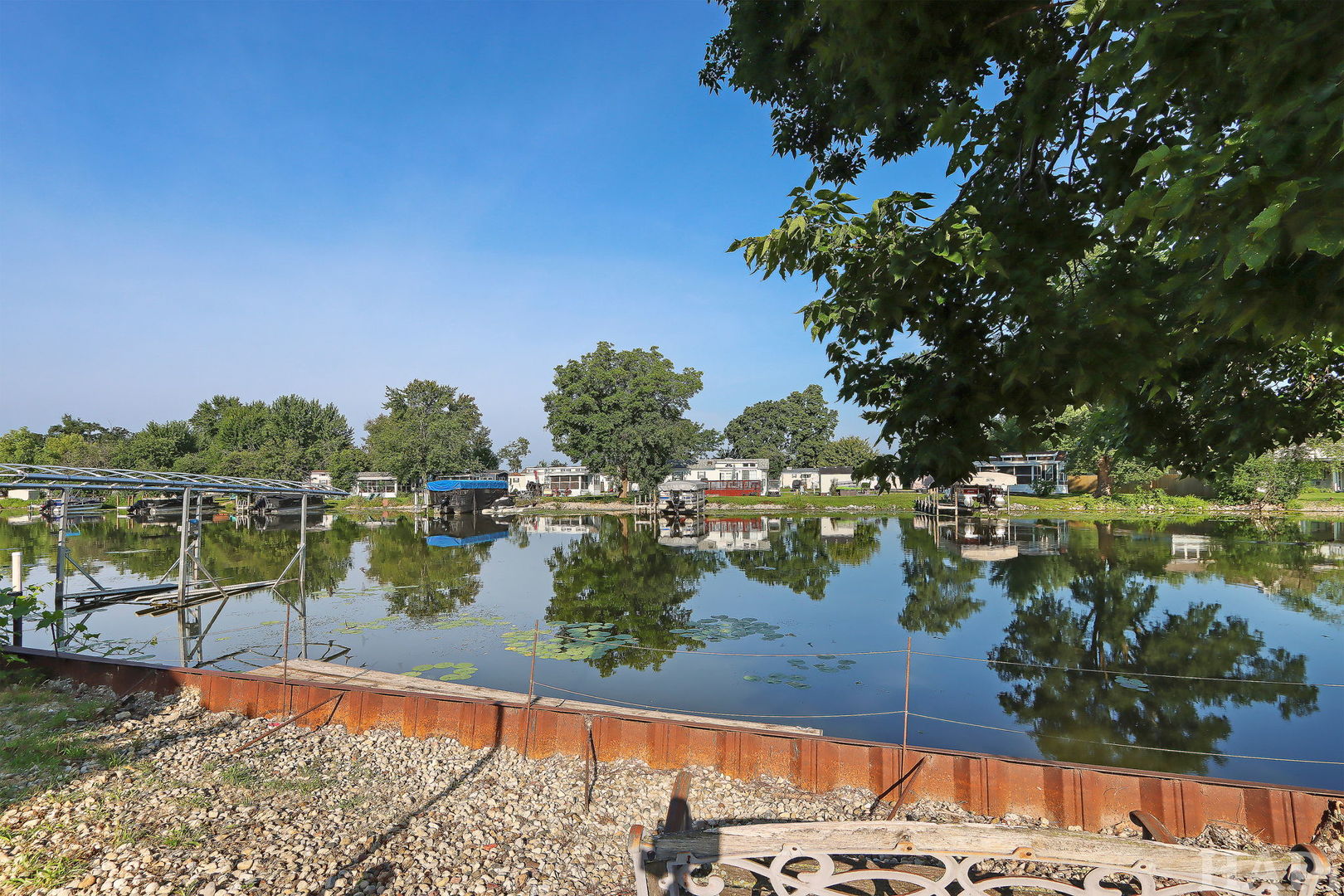 38410 N Lakeside Place, Antioch, IL 60002