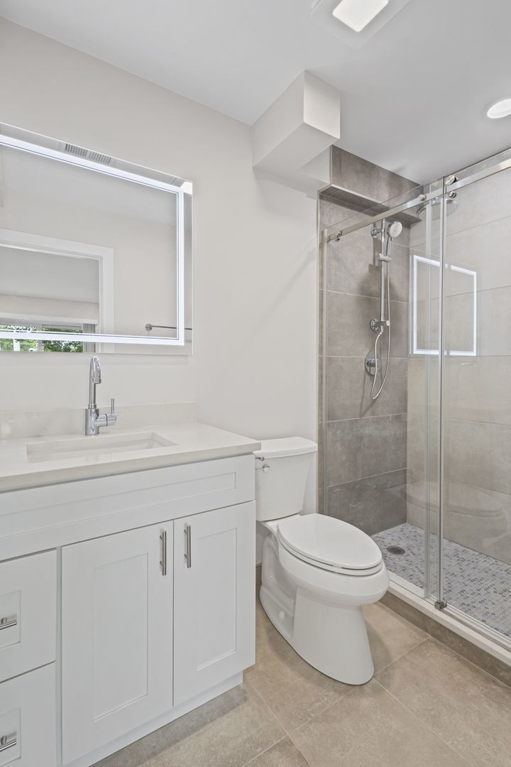 113 W Brandon Court #E11, Palatine, IL 60067