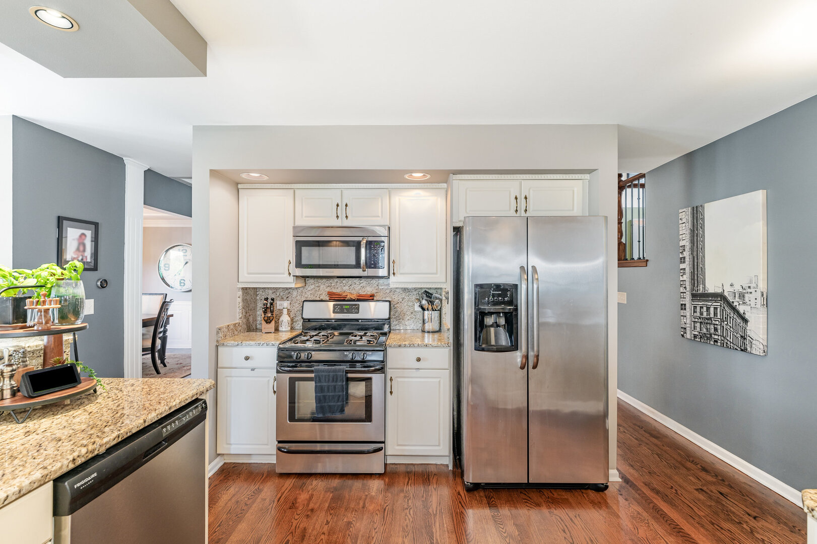 565 Blackberry Ridge Drive, Aurora, IL 60506