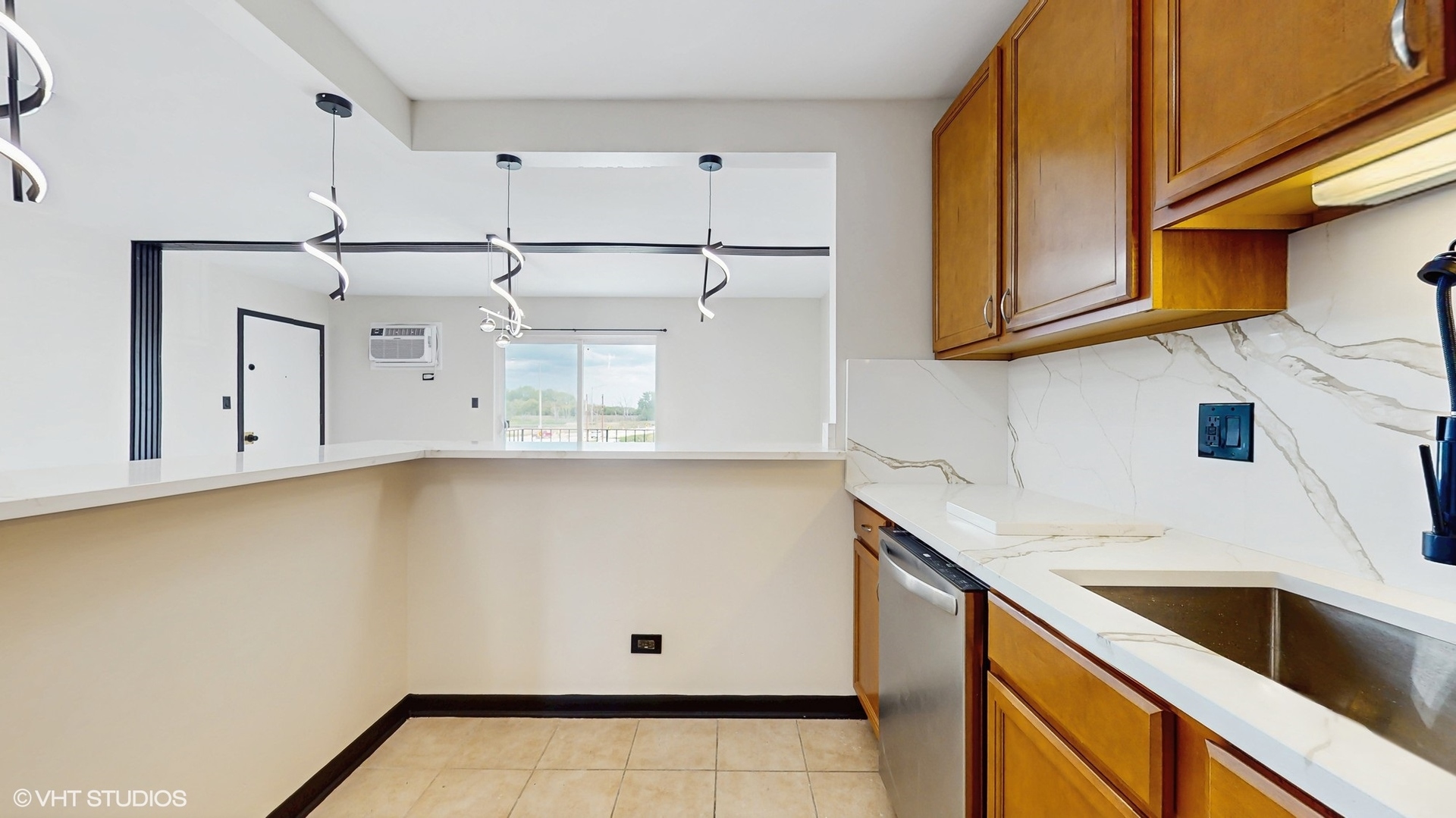 4220 Bonhill Drive #3E, Arlington Heights, IL 60004
