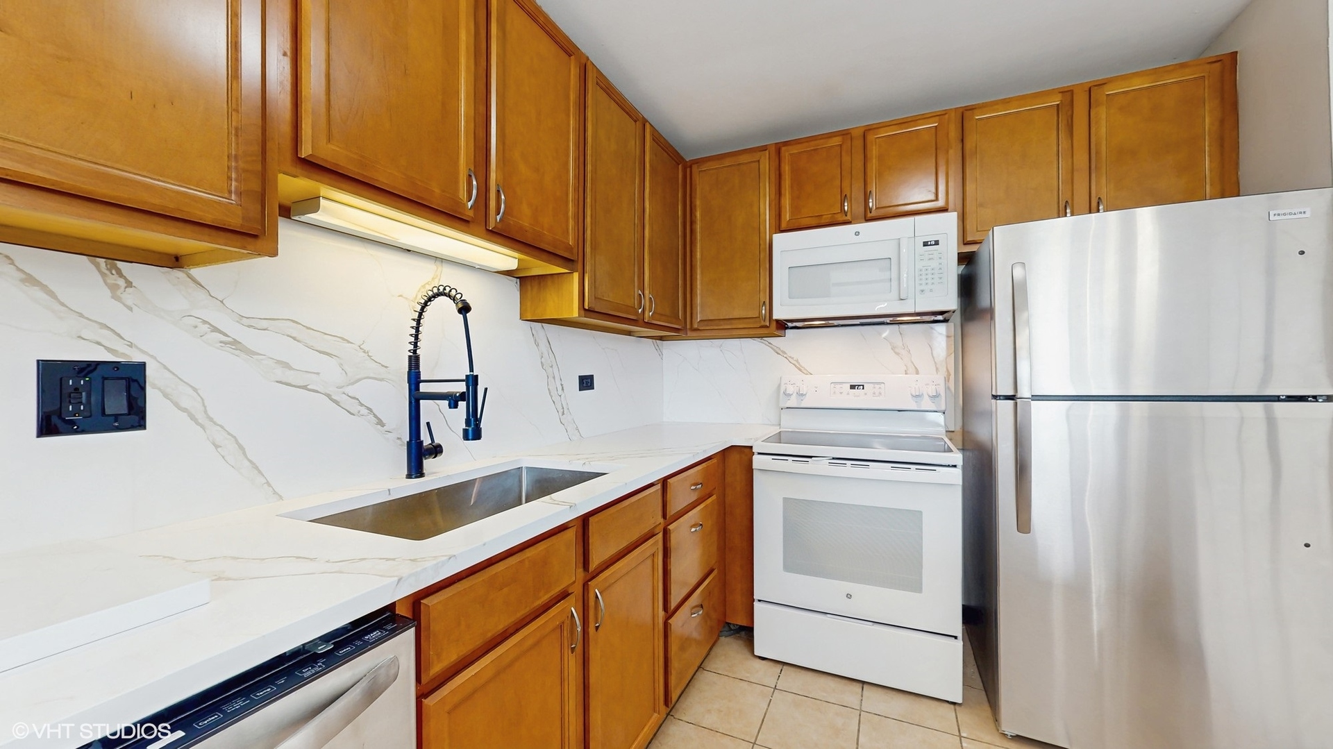 4220 Bonhill Drive #3E, Arlington Heights, IL 60004