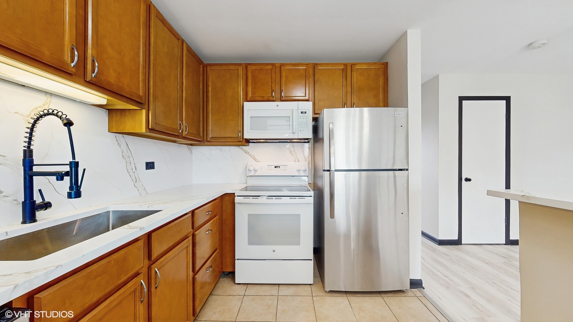 4220 Bonhill Drive #3E, Arlington Heights, IL 60004