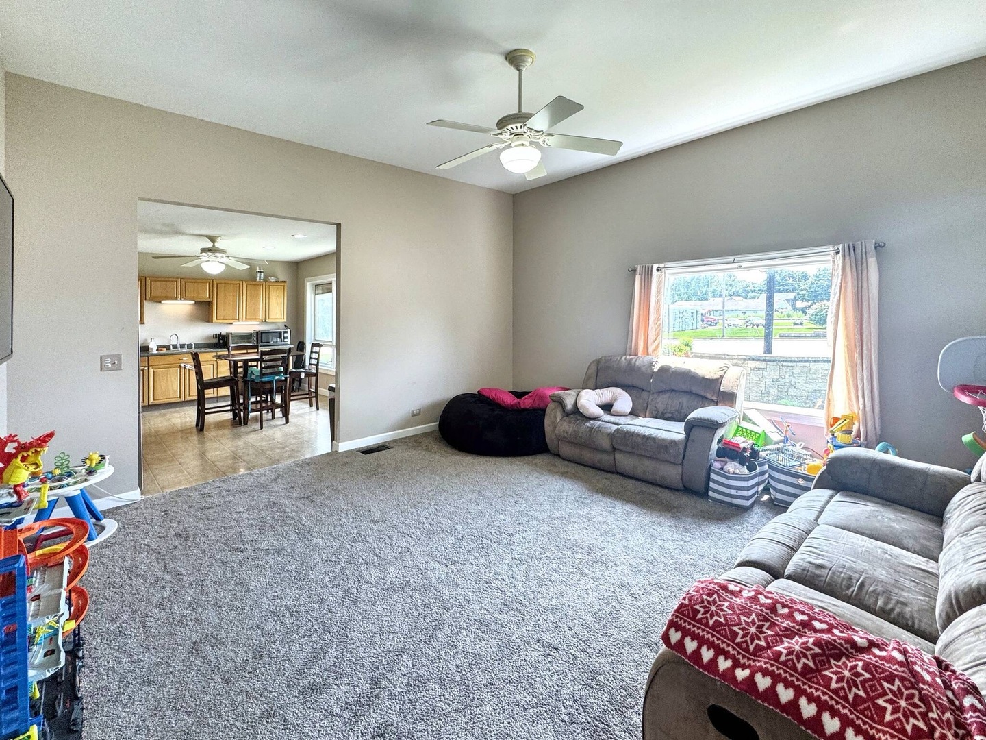 110 N Elm Street, Waterman, IL 60556