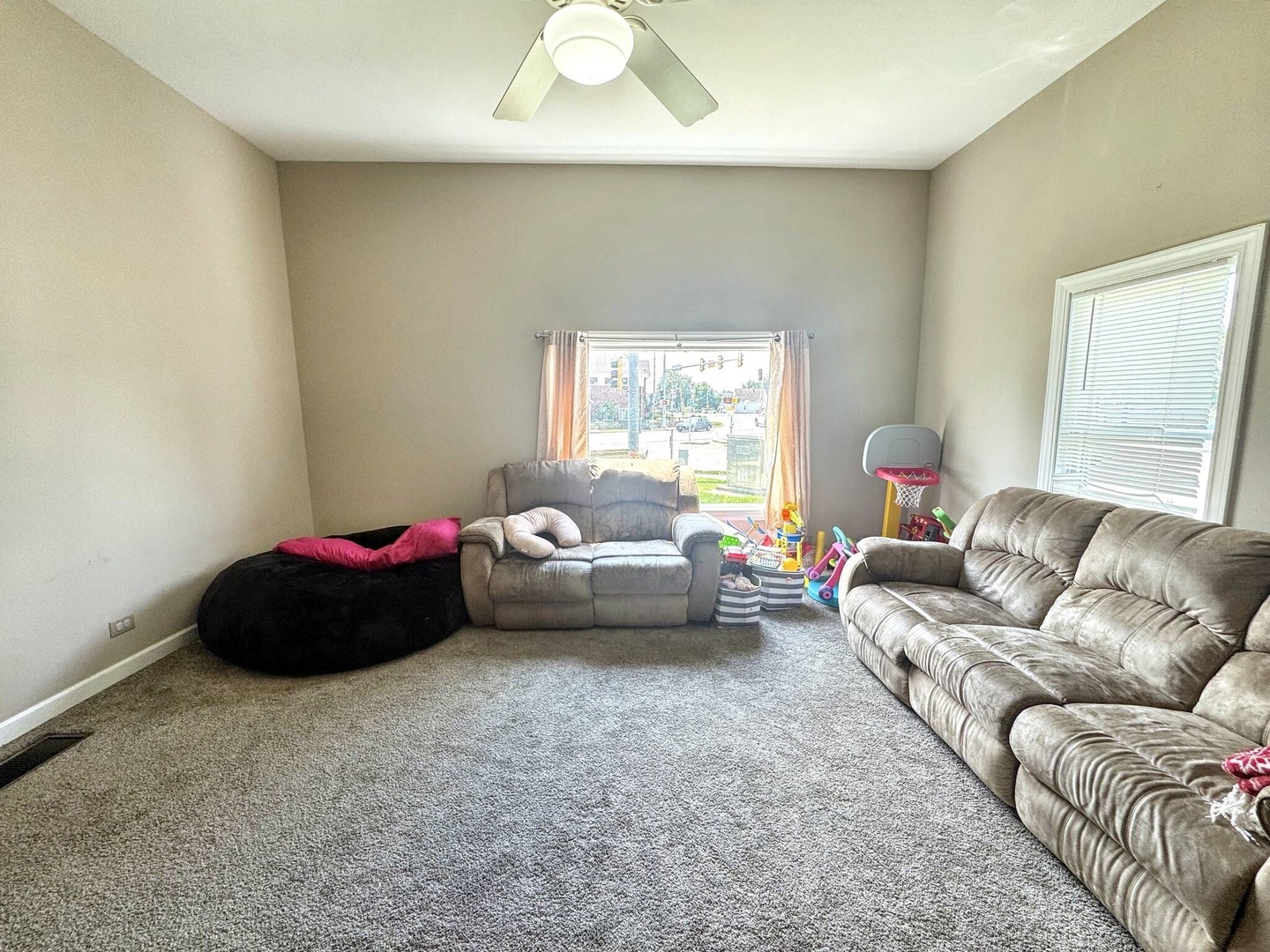 110 N Elm Street, Waterman, IL 60556