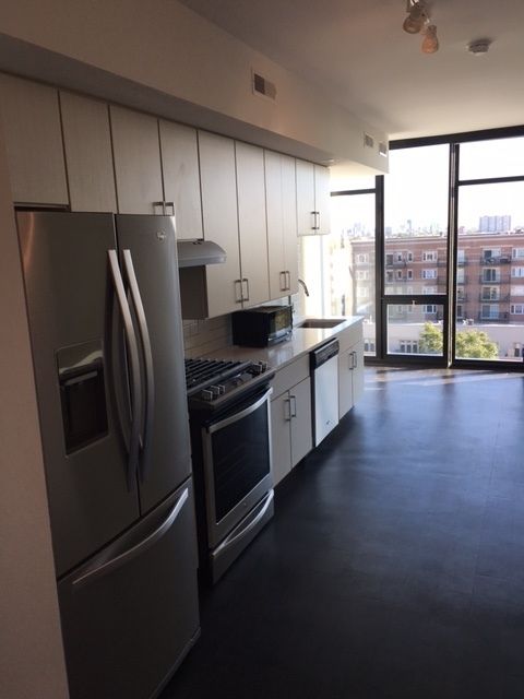 847 CHICAGO Avenue #809, Evanston, IL 60202
