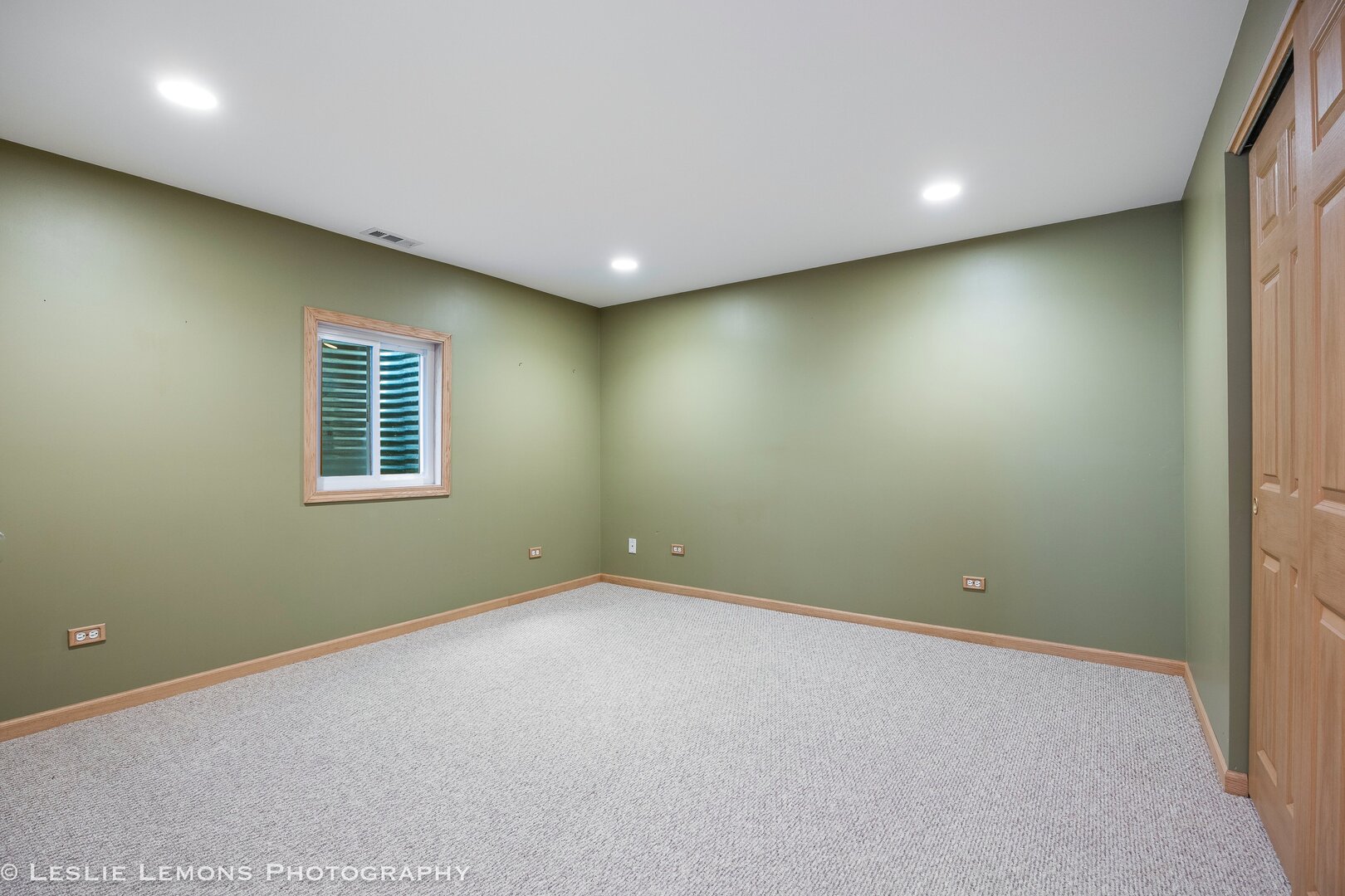 243 Berkeley Drive, Bolingbrook, IL 60440