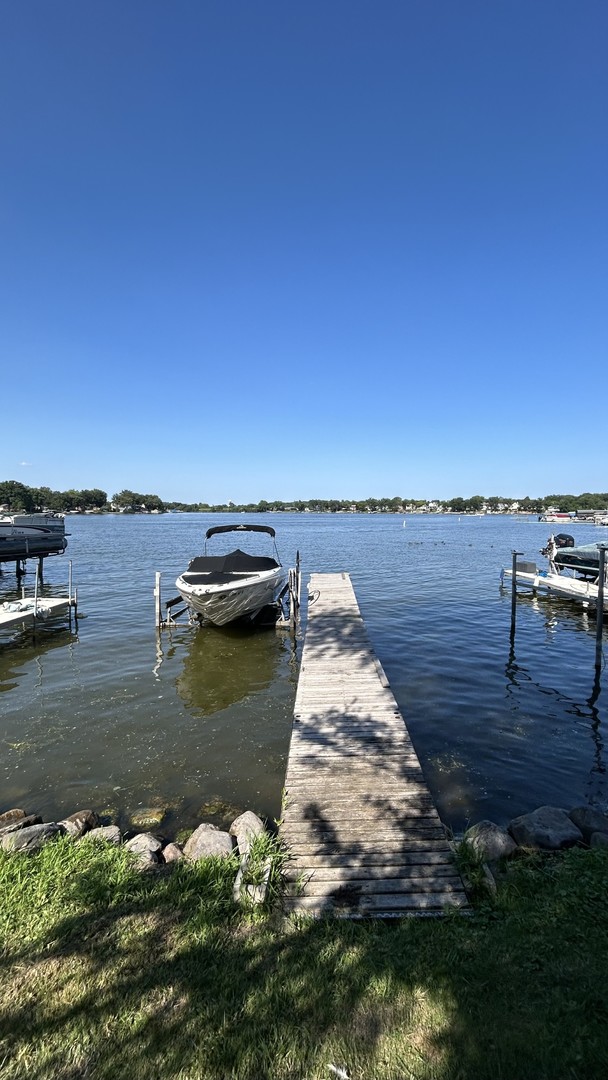 40431 N Fairview Street, Antioch, IL 60002