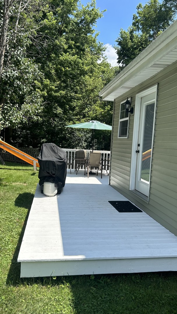 40431 N Fairview Street, Antioch, IL 60002