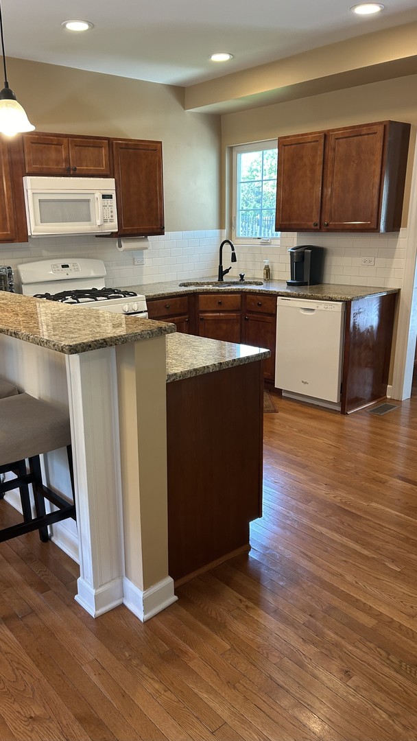 40431 N Fairview Street, Antioch, IL 60002