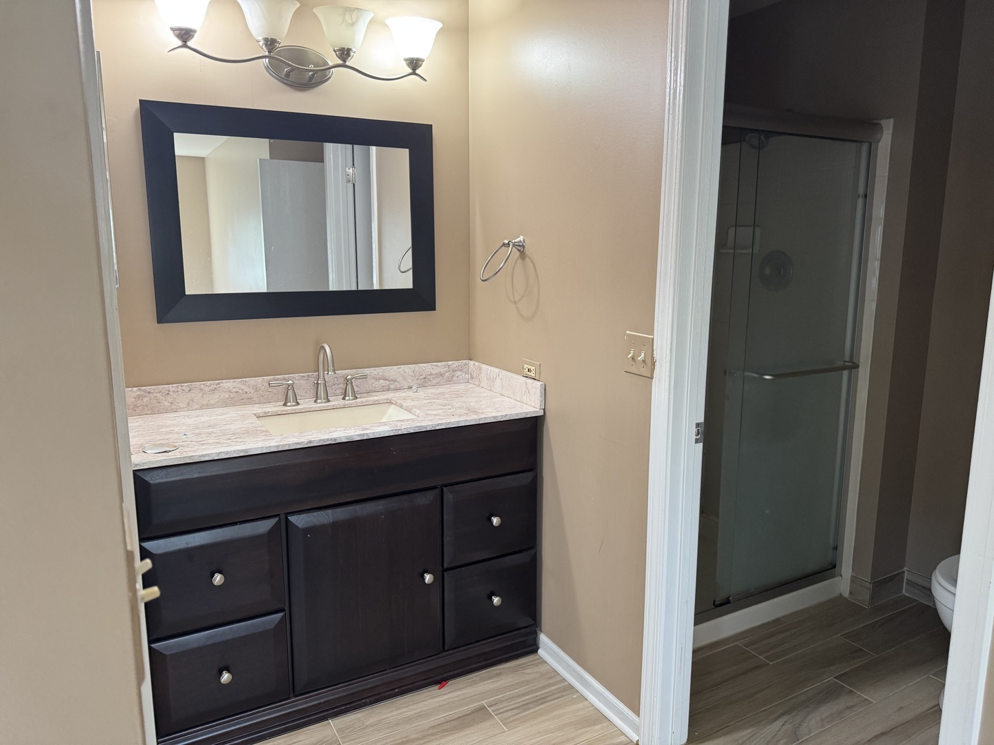 370 Wilmington Drive #D2, Bartlett, IL 60103