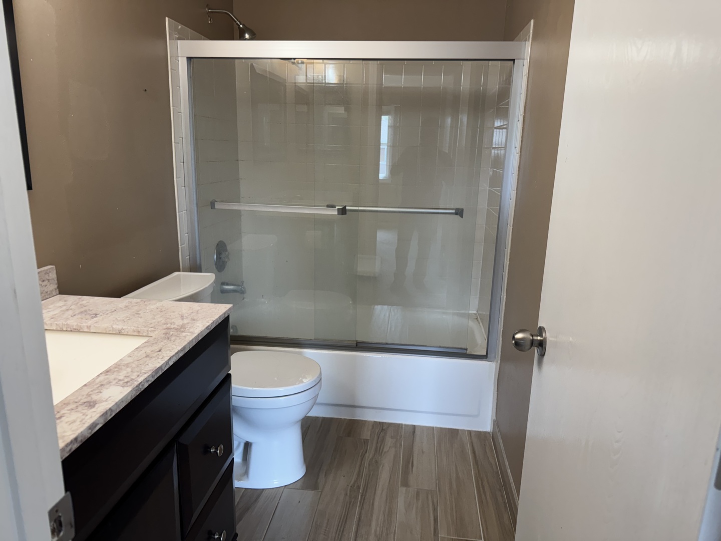 370 Wilmington Drive #D2, Bartlett, IL 60103