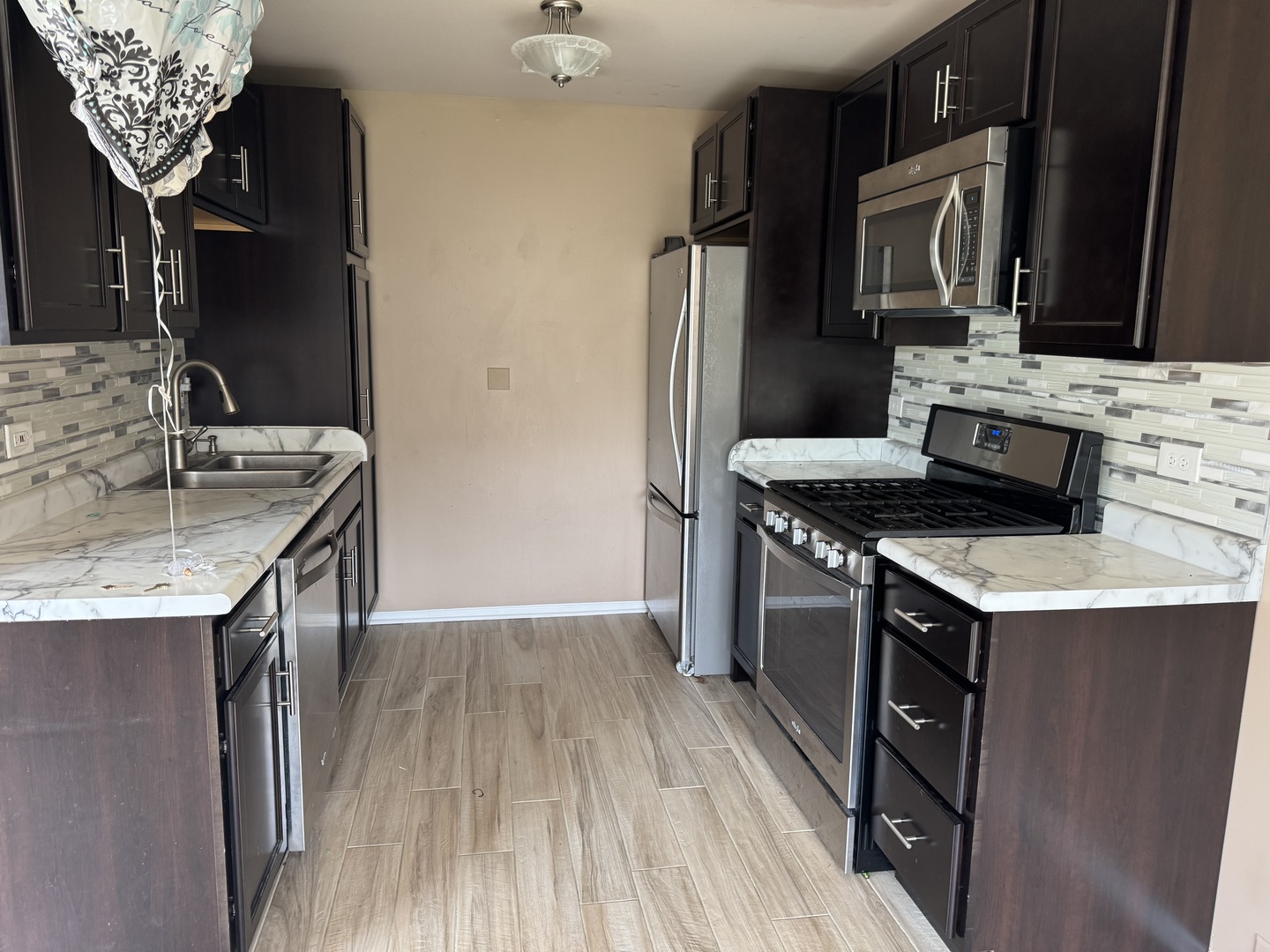 370 Wilmington Drive #D2, Bartlett, IL 60103
