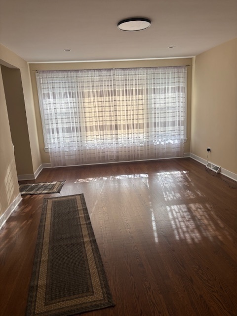 5131 S Latrobe Avenue, Chicago, IL 60638